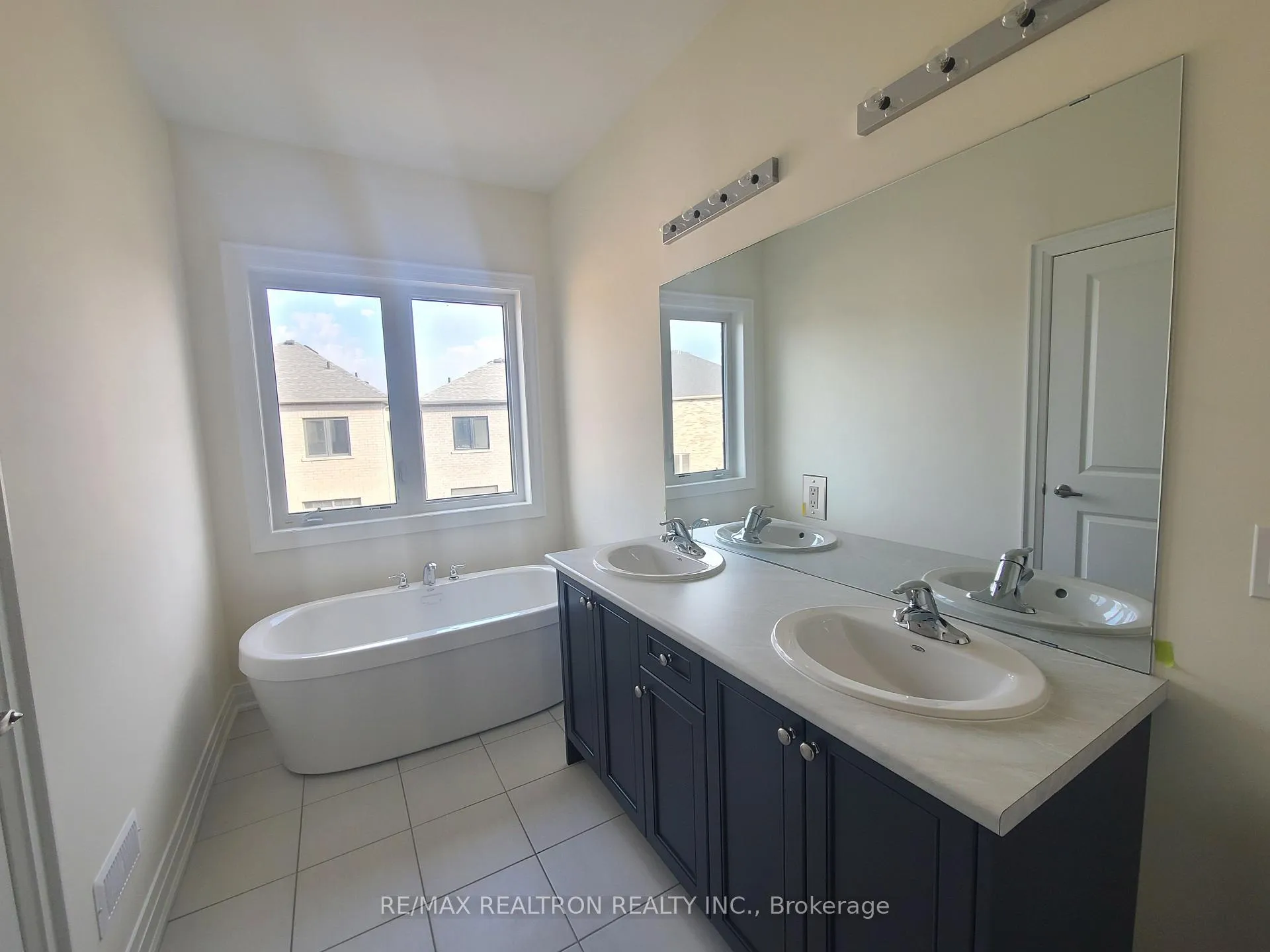 Photo 12 of 66 McGowan Drive, Whitby, Rural Whitby — HOMEH