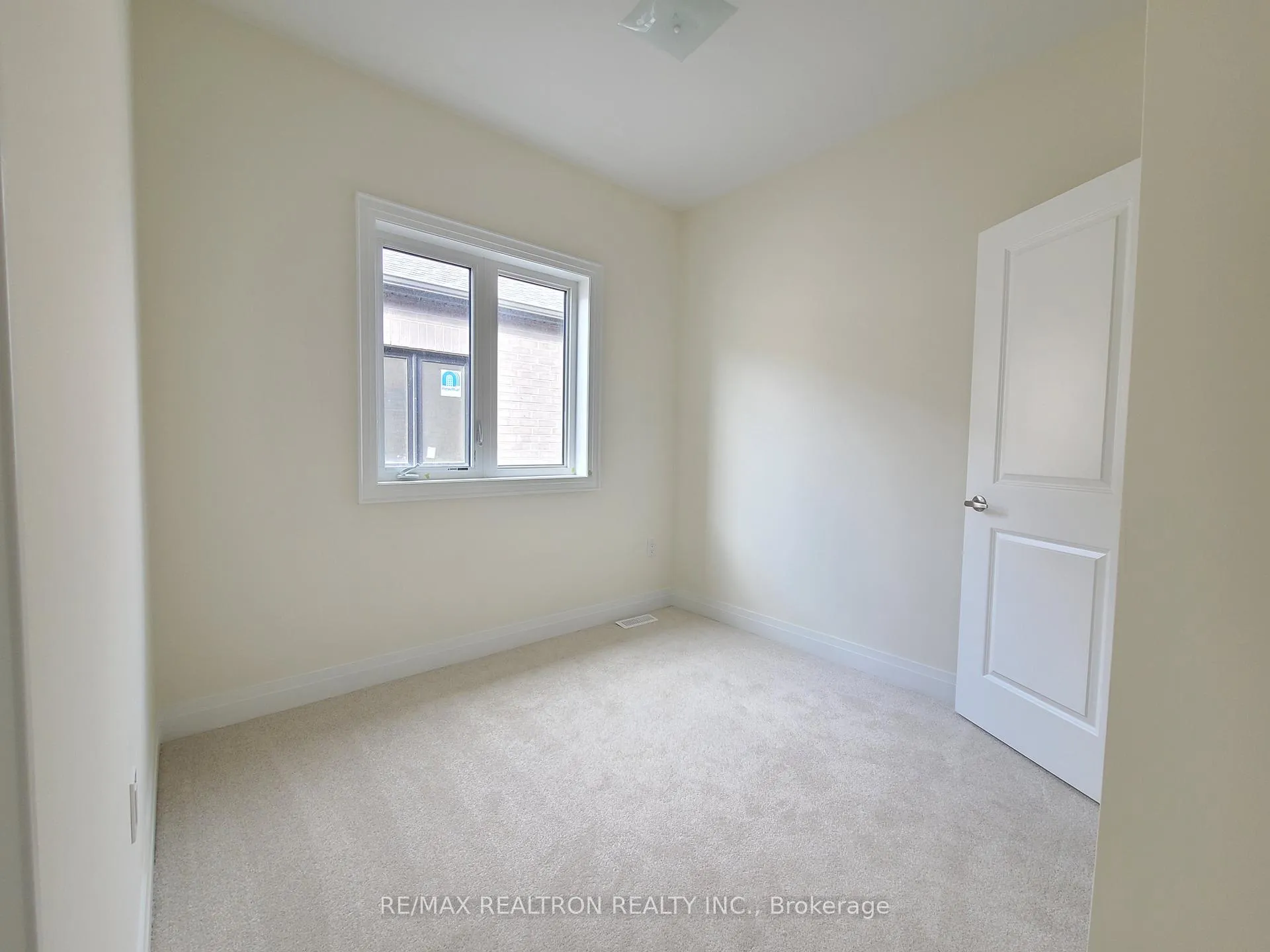 Photo 15 of 66 McGowan Drive, Whitby, Rural Whitby — HOMEH