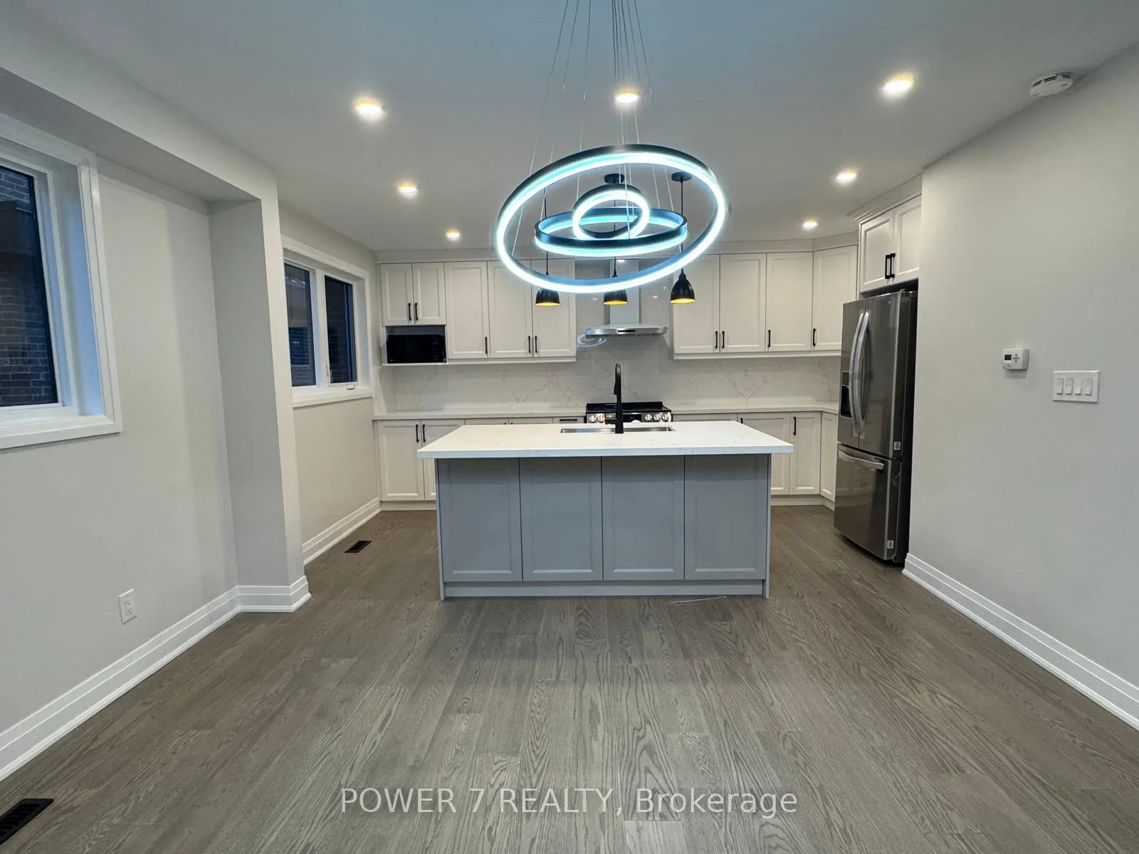Photo 6 of Unit Main, 16 Simsbury Court, Markham, Milliken Mills West — HOMEH