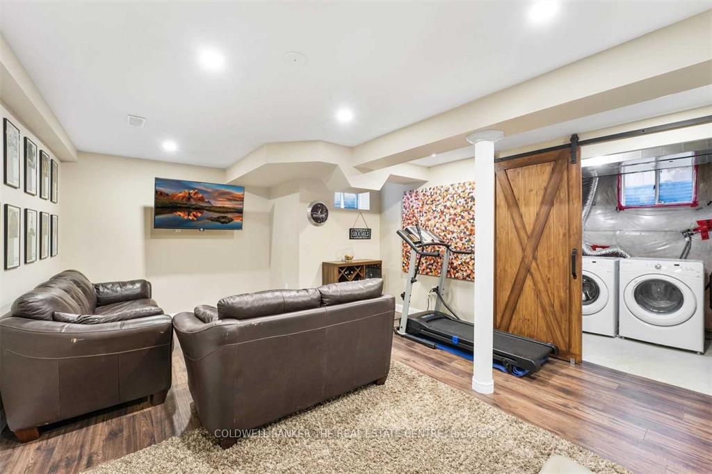 Photo 30 of 70 Blanchard Crescent, Essa, Angus — HOMEH