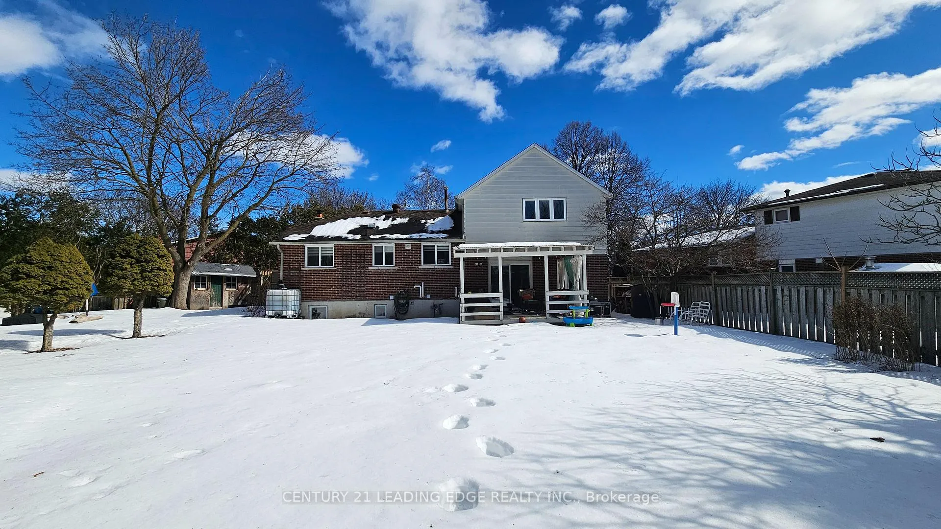 Photo 9 of 8 Captain Rolph Boulevard, Markham, Markham Village — HOMEH
