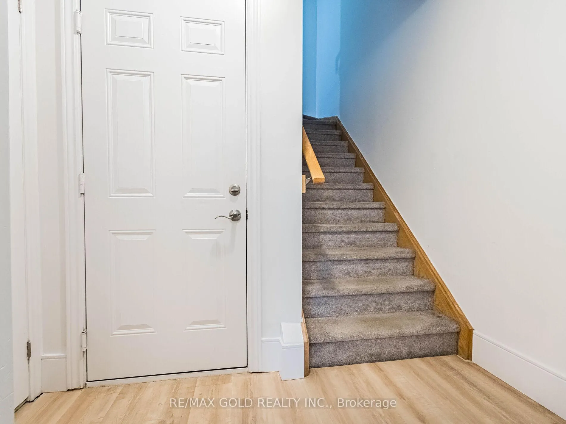 Photo 10 of 436 Linden Drive, Cambridge, Preston Heights — HOMEH