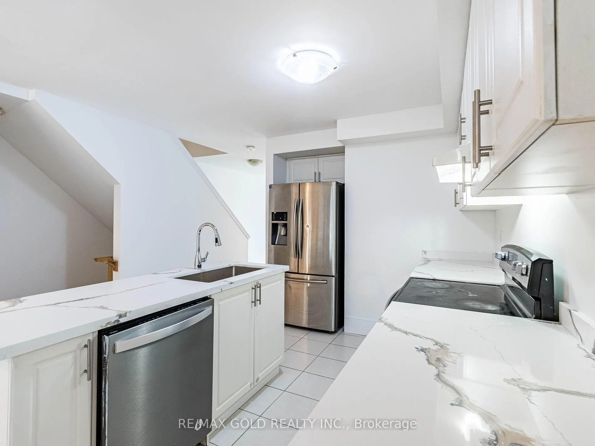Photo 18 of 436 Linden Drive, Cambridge, Preston Heights — HOMEH