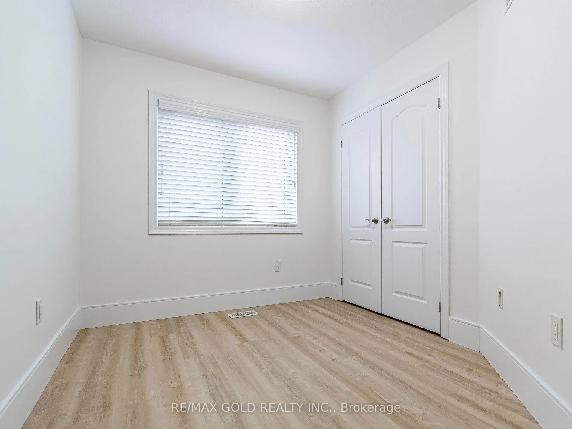 Photo 47 of 436 Linden Drive, Cambridge, Preston Heights — HOMEH