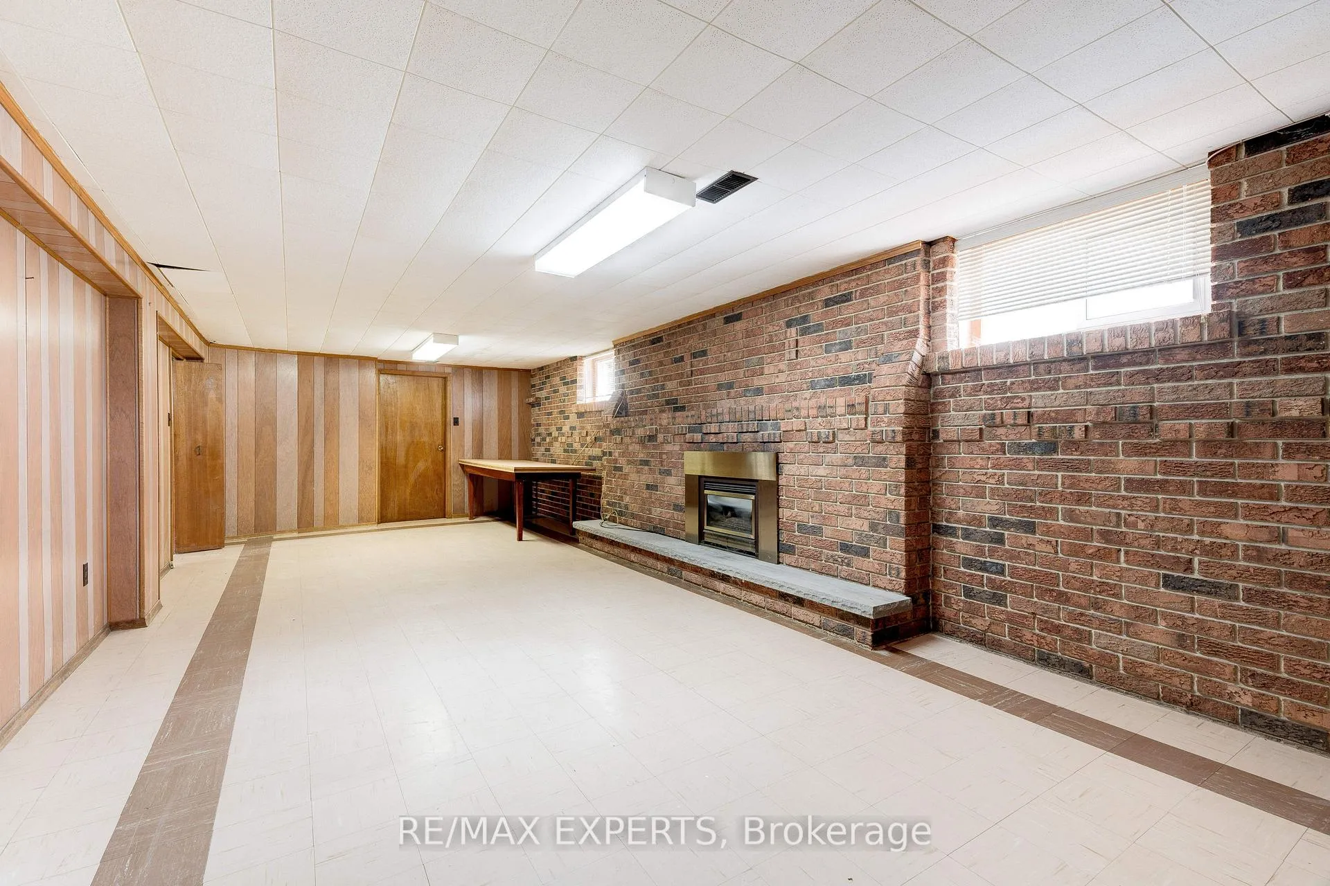 Photo 29 of 78 Atwater Crescent, Hamilton, Rolston — HOMEH