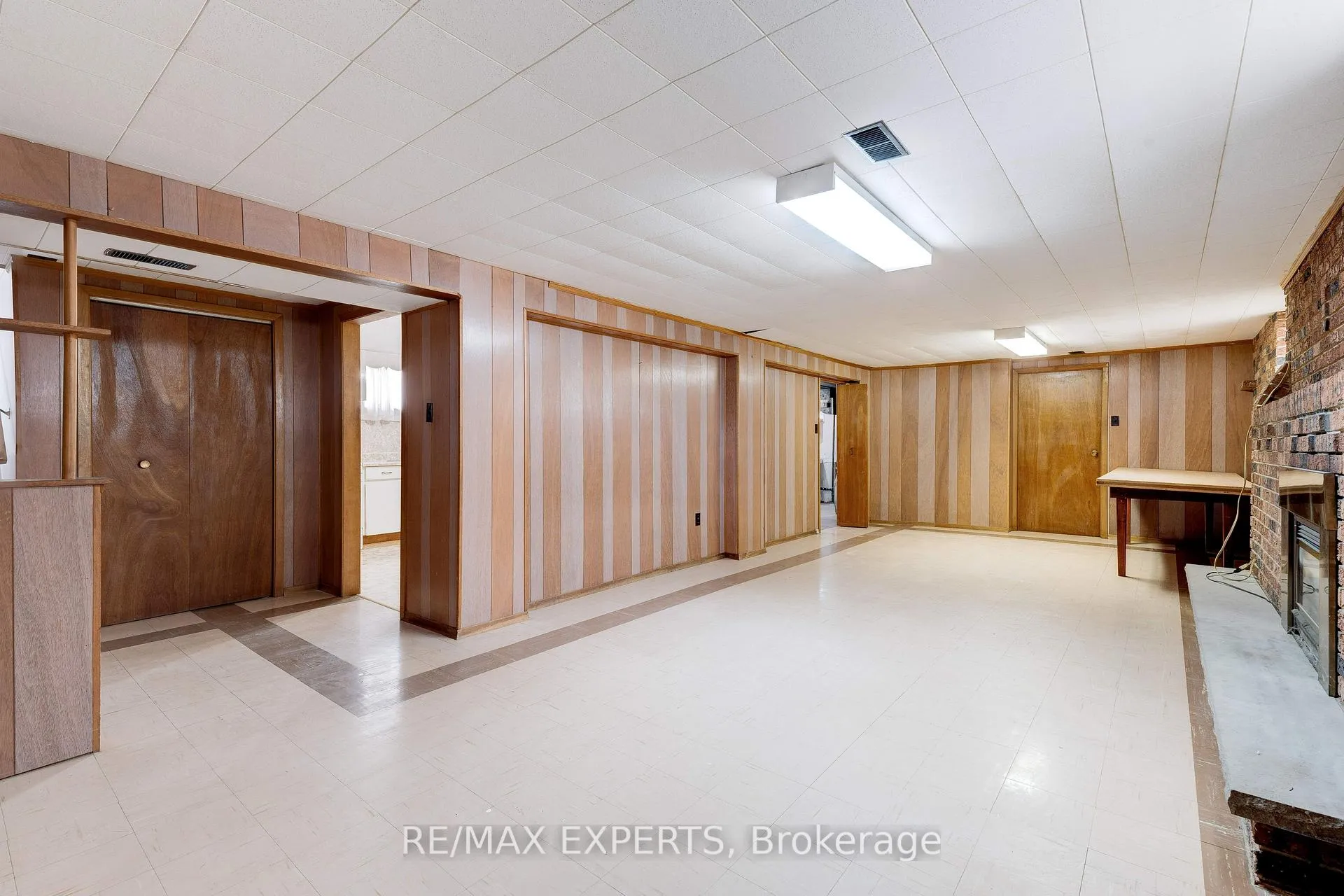 Photo 30 of 78 Atwater Crescent, Hamilton, Rolston — HOMEH