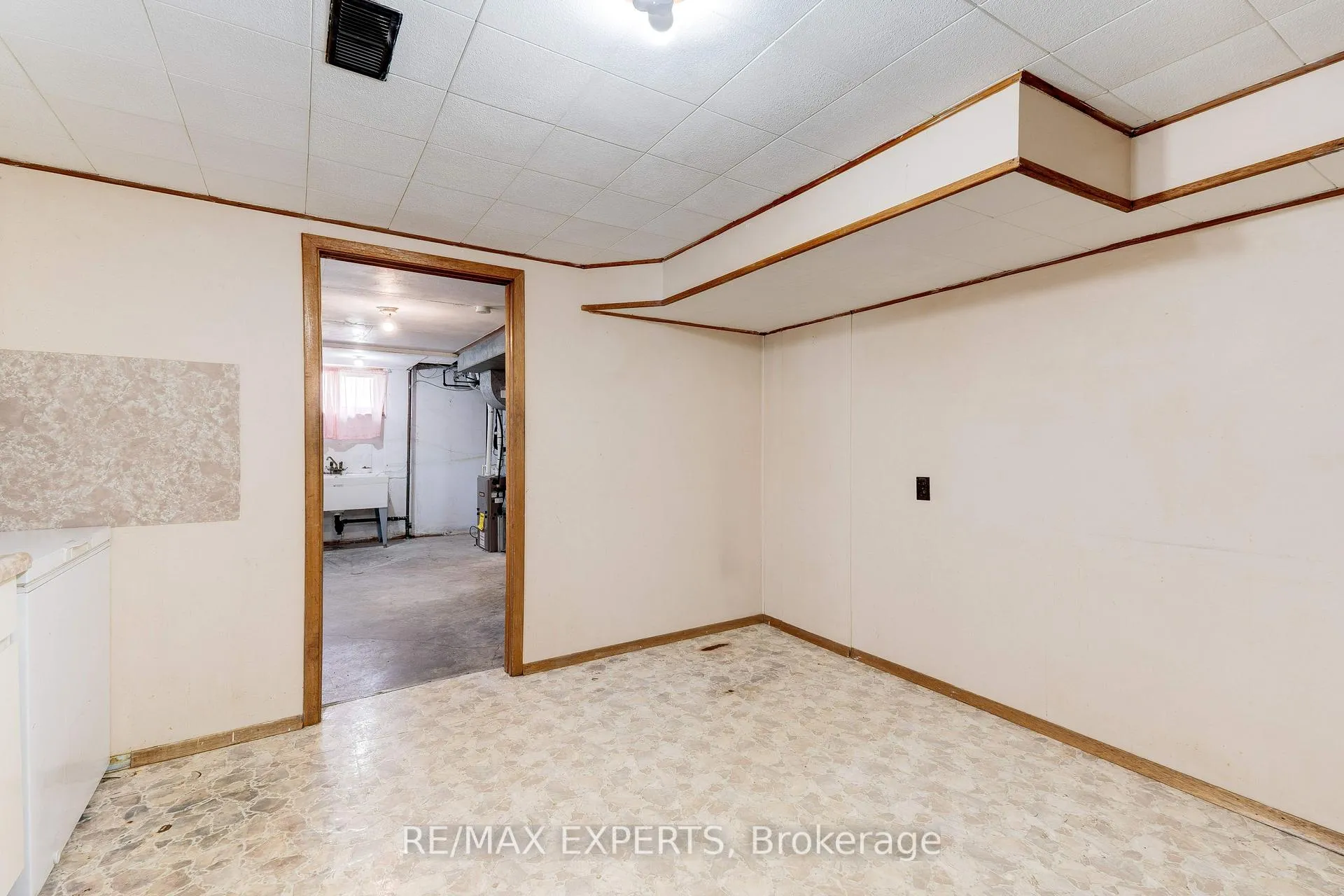 Photo 35 of 78 Atwater Crescent, Hamilton, Rolston — HOMEH