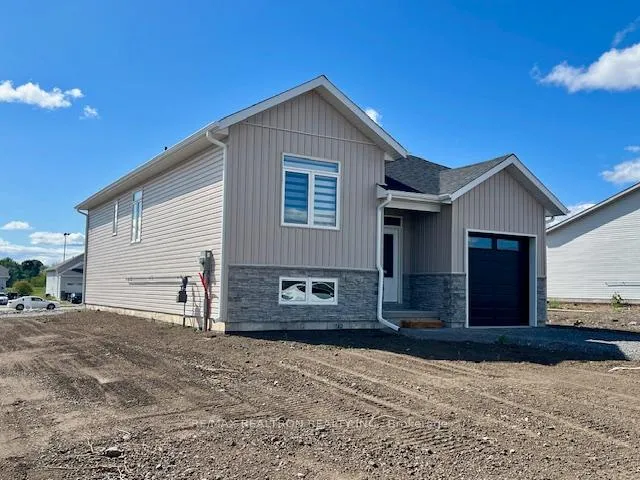 Photo 2 of 49 Summit Crescent, Belleville, Belleville Ward — HOMEH