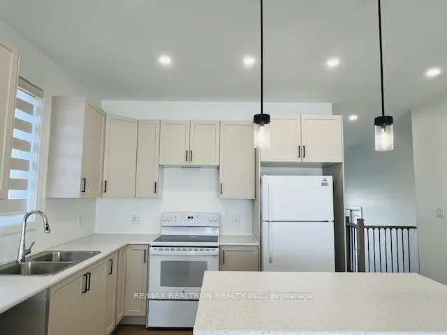 Photo 8 of 49 Summit Crescent, Belleville, Belleville Ward — HOMEH