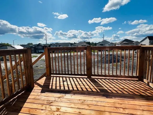 Photo 28 of 49 Summit Crescent, Belleville, Belleville Ward — HOMEH