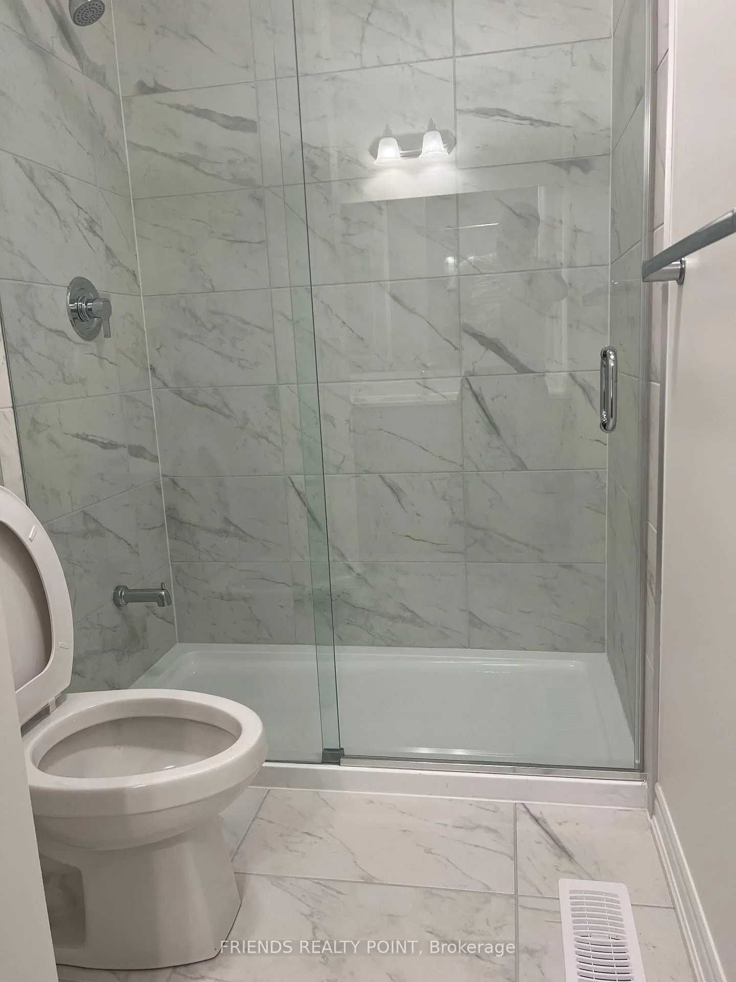 Photo 8 of 148 Shepherd Drive, Barrie, Painswick South — HOMEH