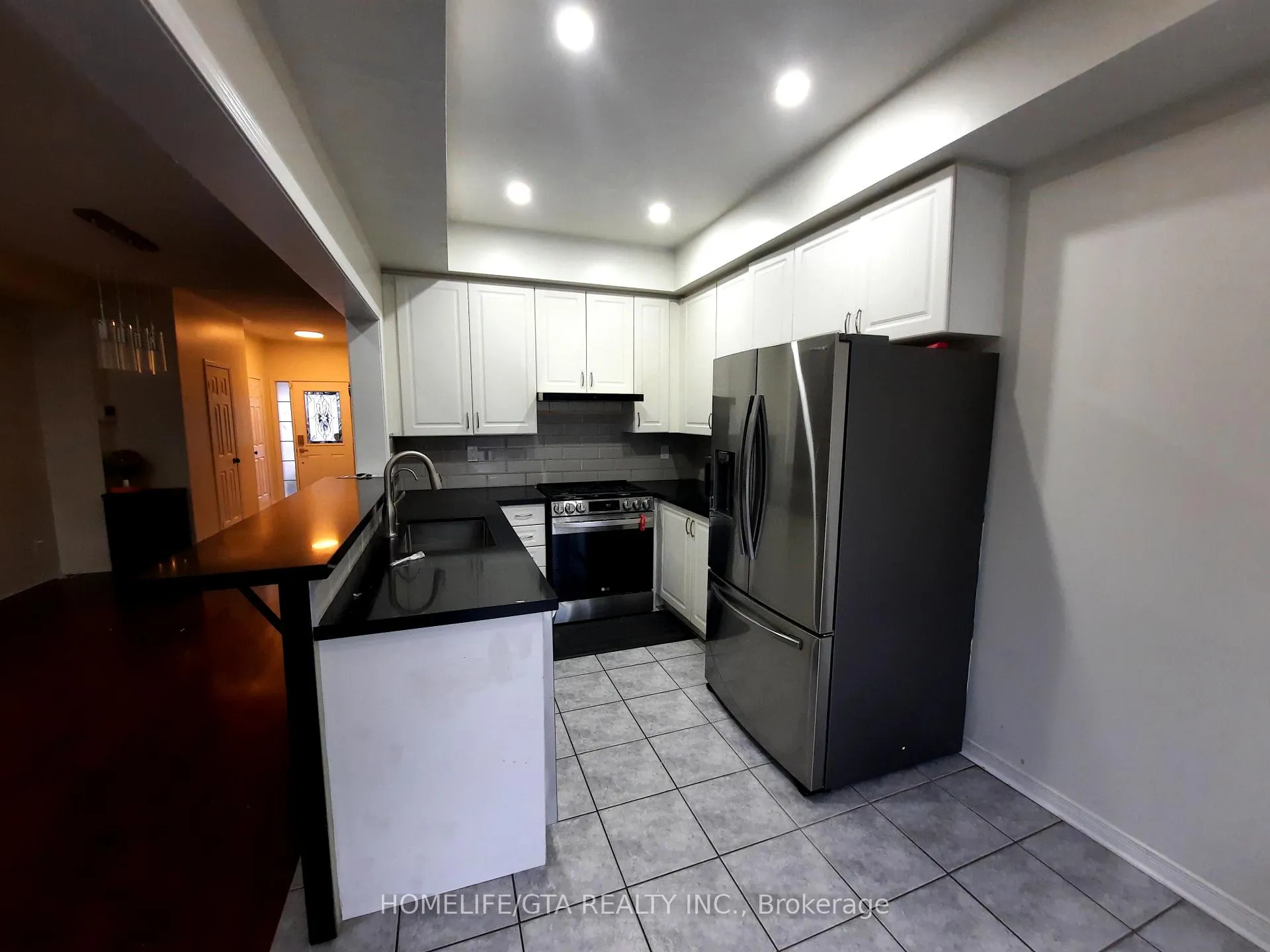 Photo 3 of 156 Bourbon Place, Whitby, Pringle Creek — HOMEH