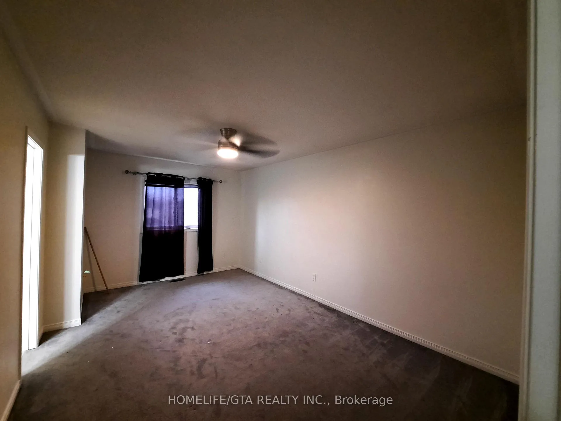 Photo 8 of 156 Bourbon Place, Whitby, Pringle Creek — HOMEH