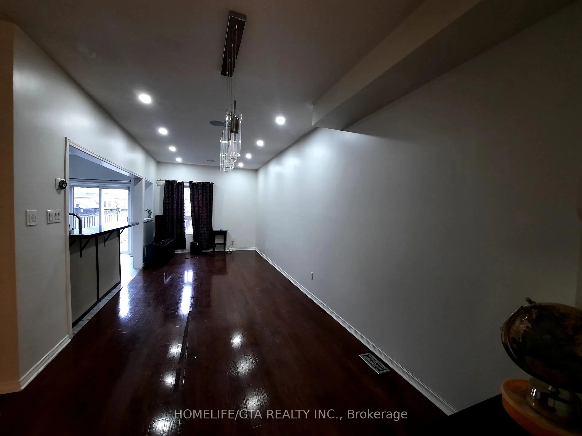 Photo 11 of 156 Bourbon Place, Whitby, Pringle Creek — HOMEH
