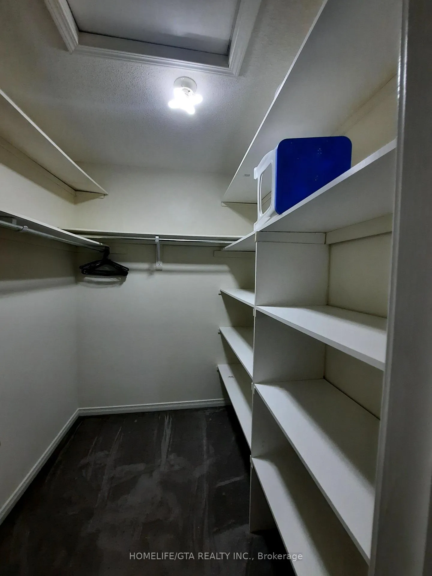 Photo 15 of 156 Bourbon Place, Whitby, Pringle Creek — HOMEH