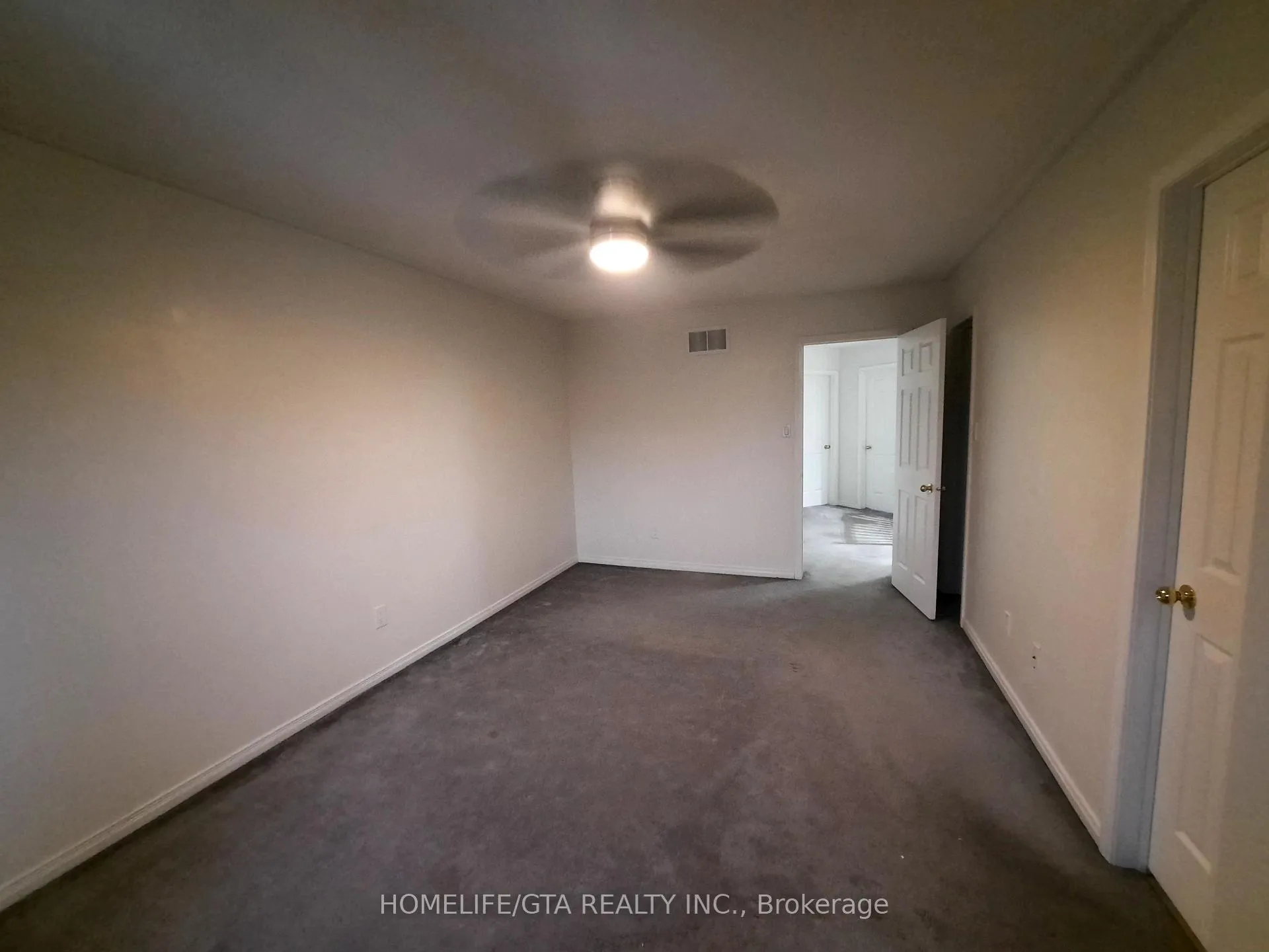 Photo 17 of 156 Bourbon Place, Whitby, Pringle Creek — HOMEH