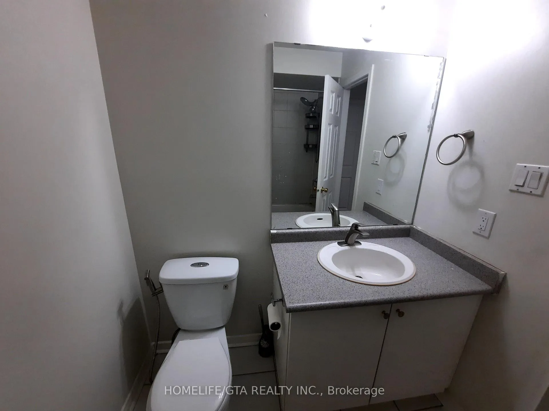 Photo 18 of 156 Bourbon Place, Whitby, Pringle Creek — HOMEH