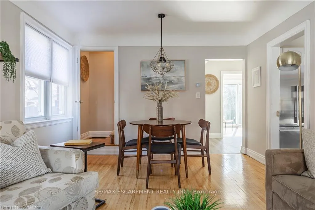 Photo 8 of 19 Woodbridge Road, Hamilton, Rosedale — HOMEH