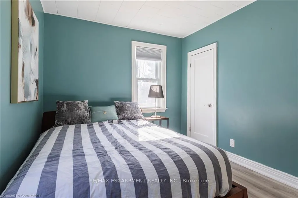 Photo 16 of 19 Woodbridge Road, Hamilton, Rosedale — HOMEH