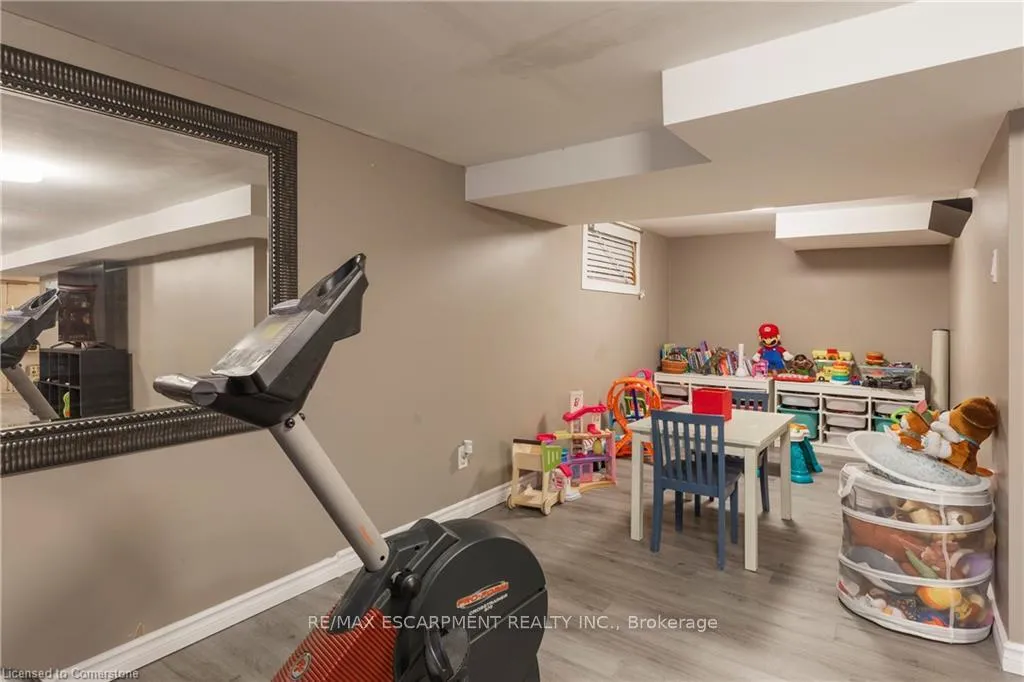 Photo 26 of 19 Woodbridge Road, Hamilton, Rosedale — HOMEH