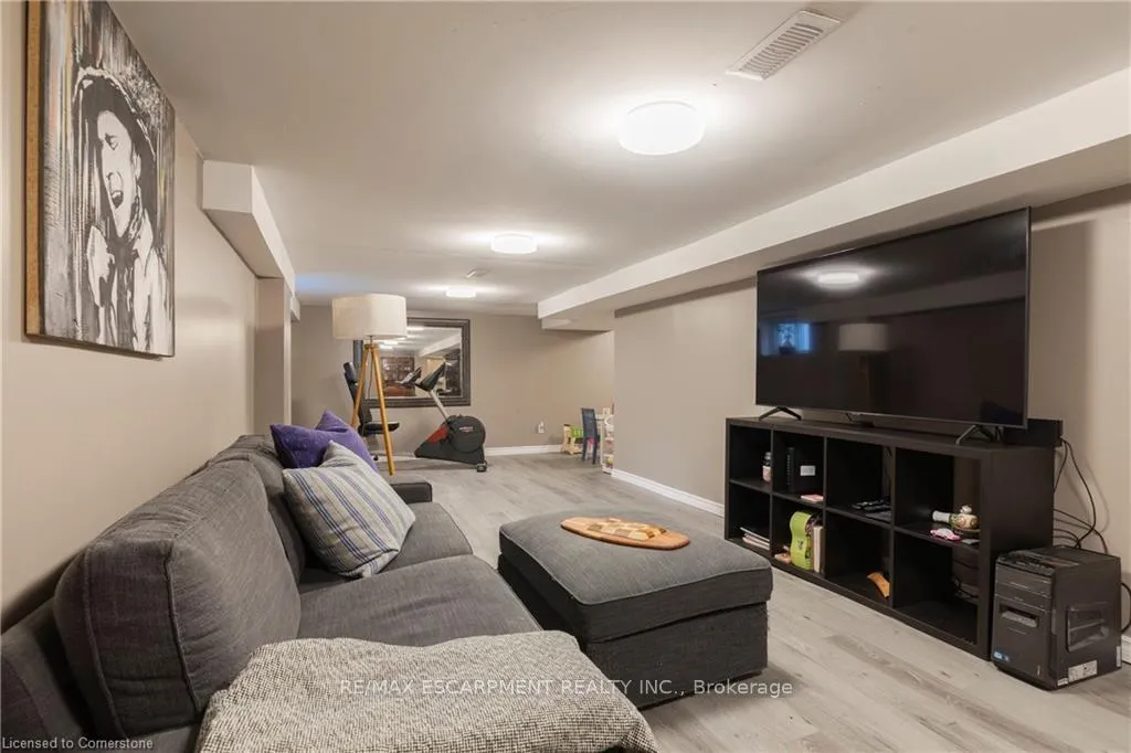 Photo 27 of 19 Woodbridge Road, Hamilton, Rosedale — HOMEH