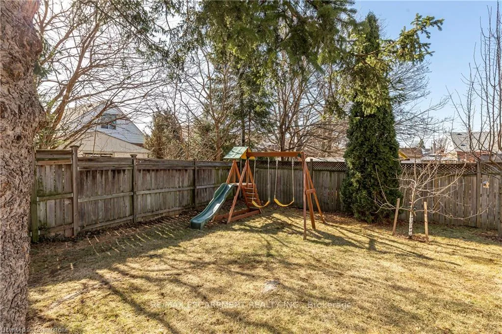 Photo 32 of 19 Woodbridge Road, Hamilton, Rosedale — HOMEH