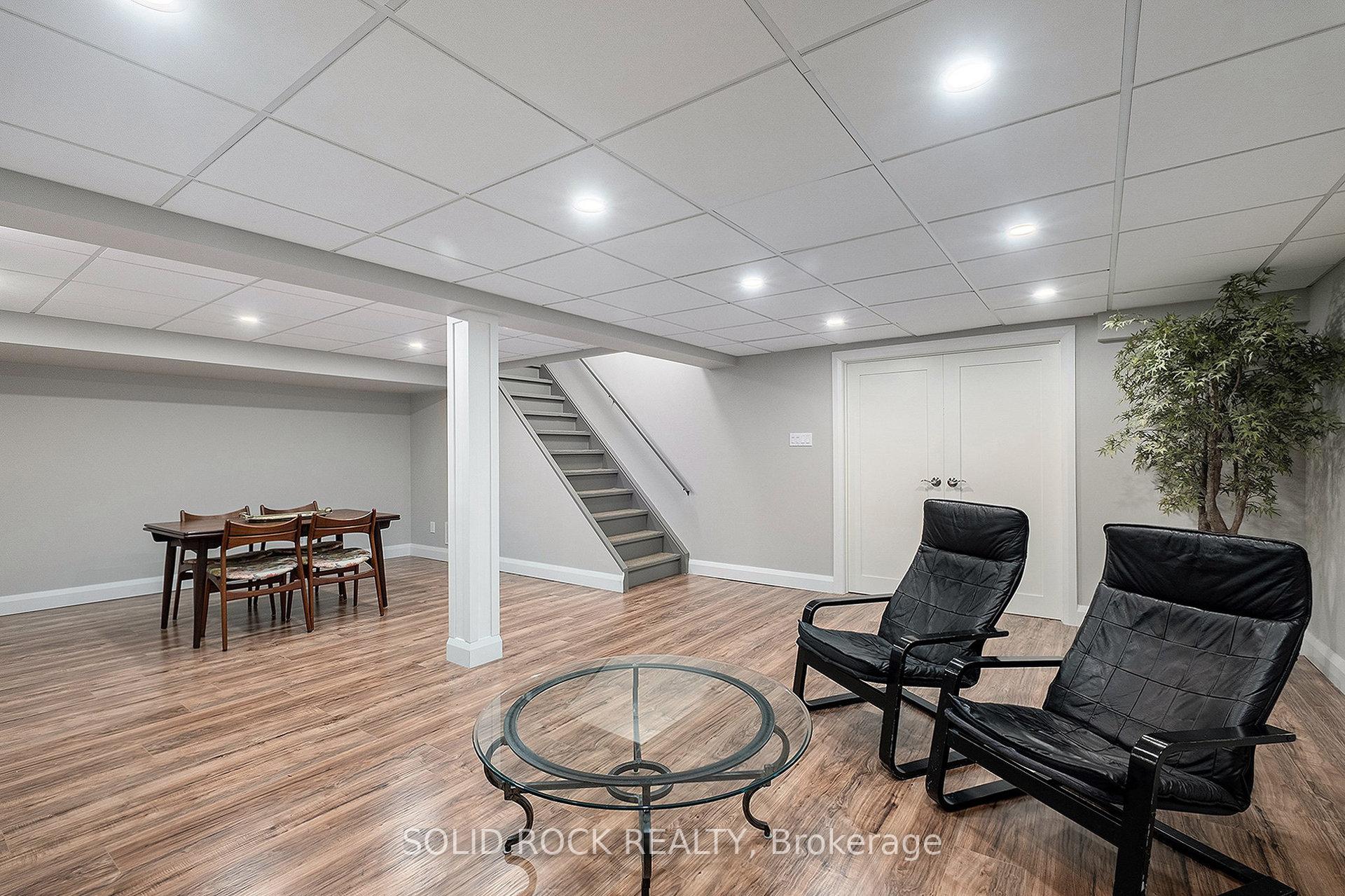 Photo 32 of 18 Falk Avenue, Ottawa, Barrhaven - Knollsbrook — HOMEH