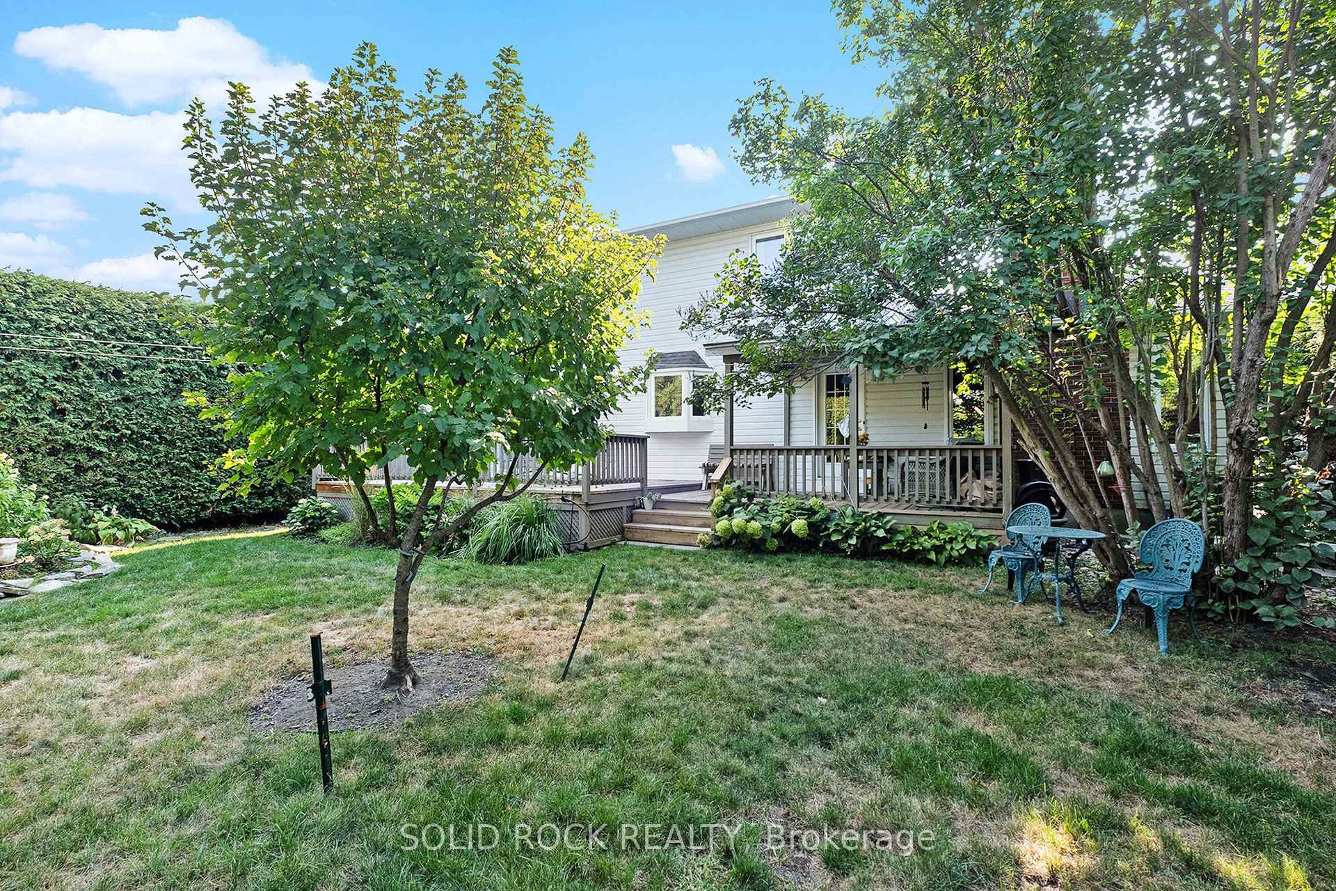 Photo 37 of 18 Falk Avenue, Ottawa, Barrhaven - Knollsbrook — HOMEH