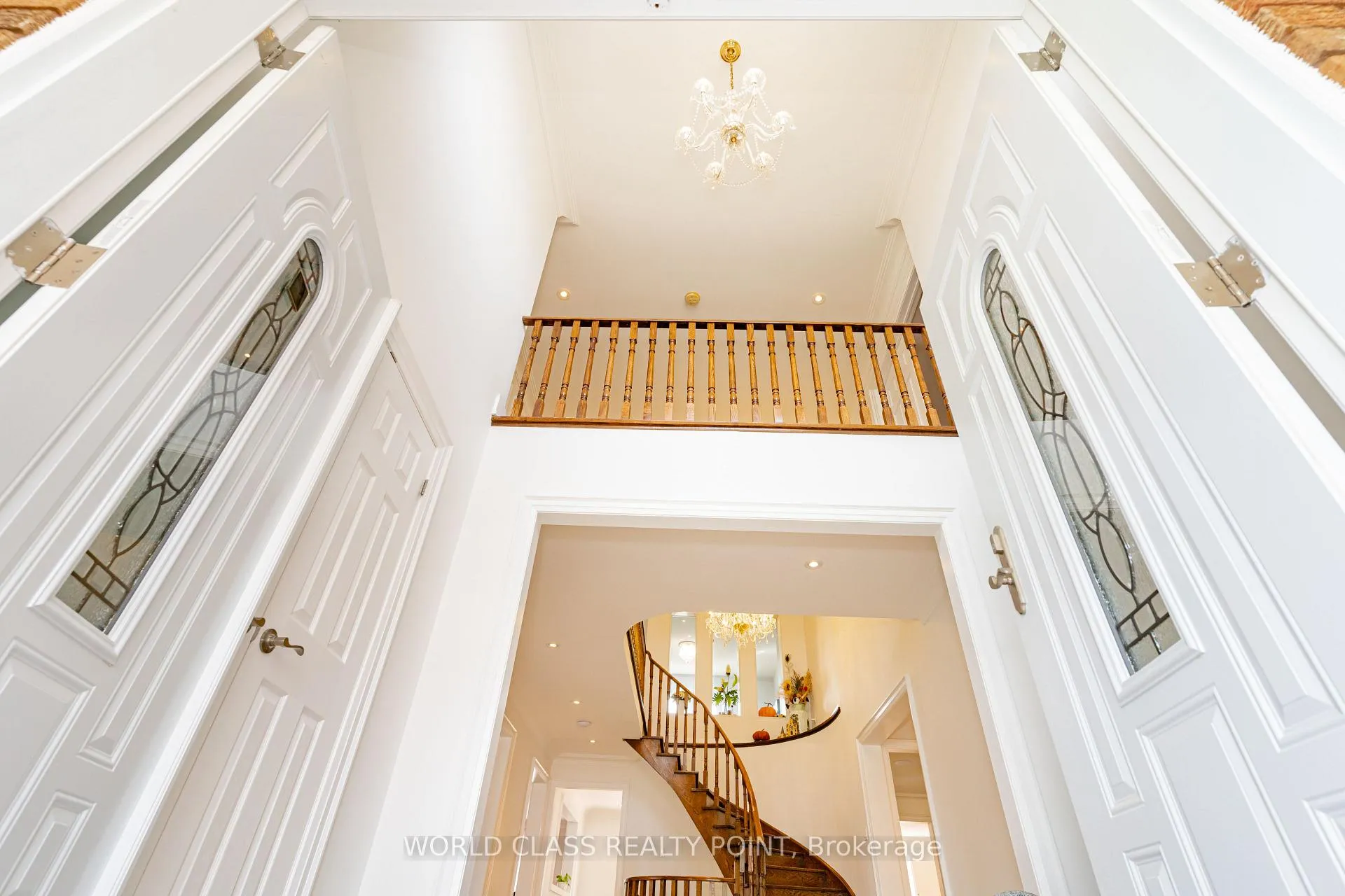 Photo 2 of 117 Highglen Avenue, Markham, Milliken Mills East — HOMEH