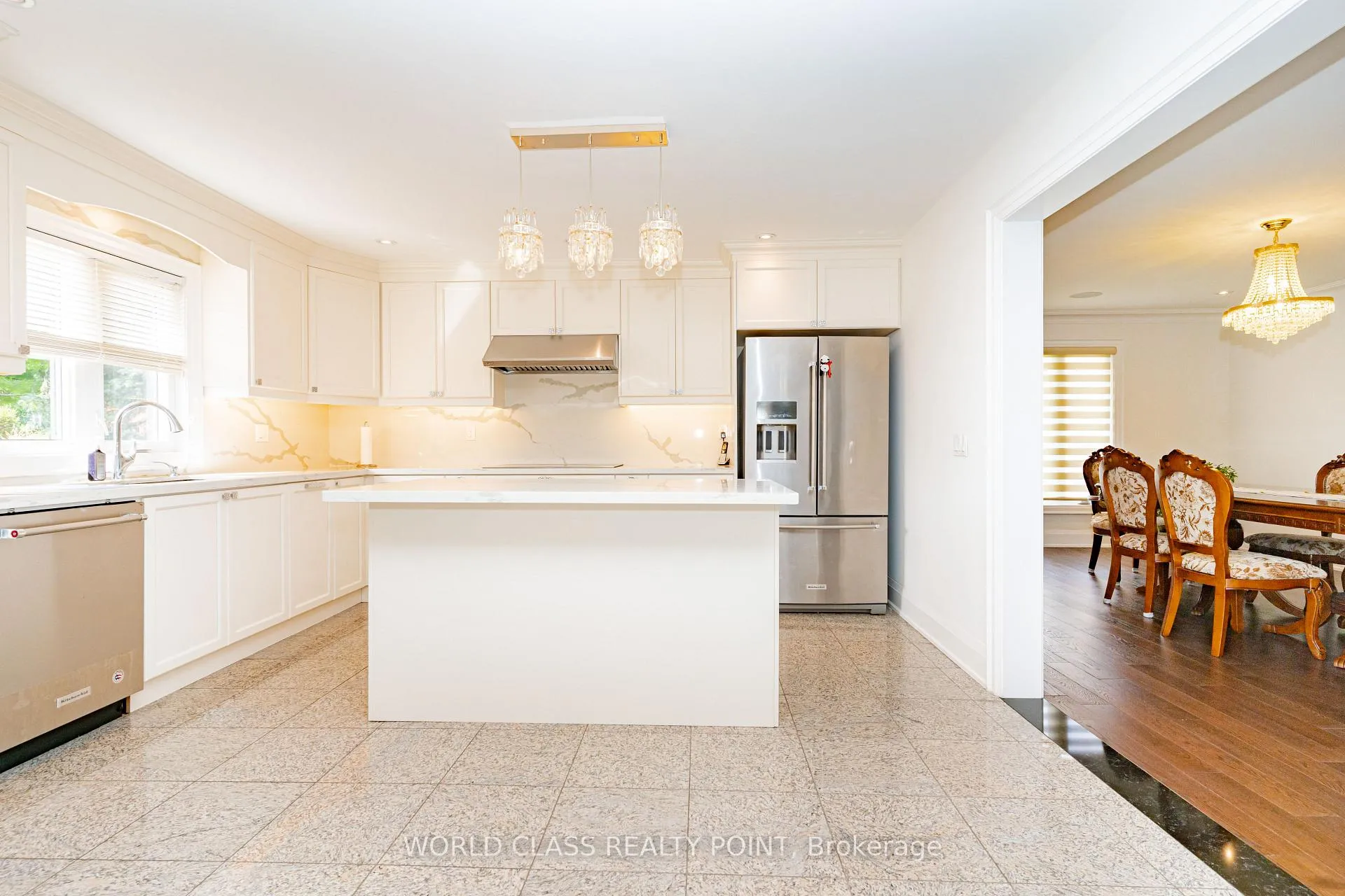 Photo 11 of 117 Highglen Avenue, Markham, Milliken Mills East — HOMEH