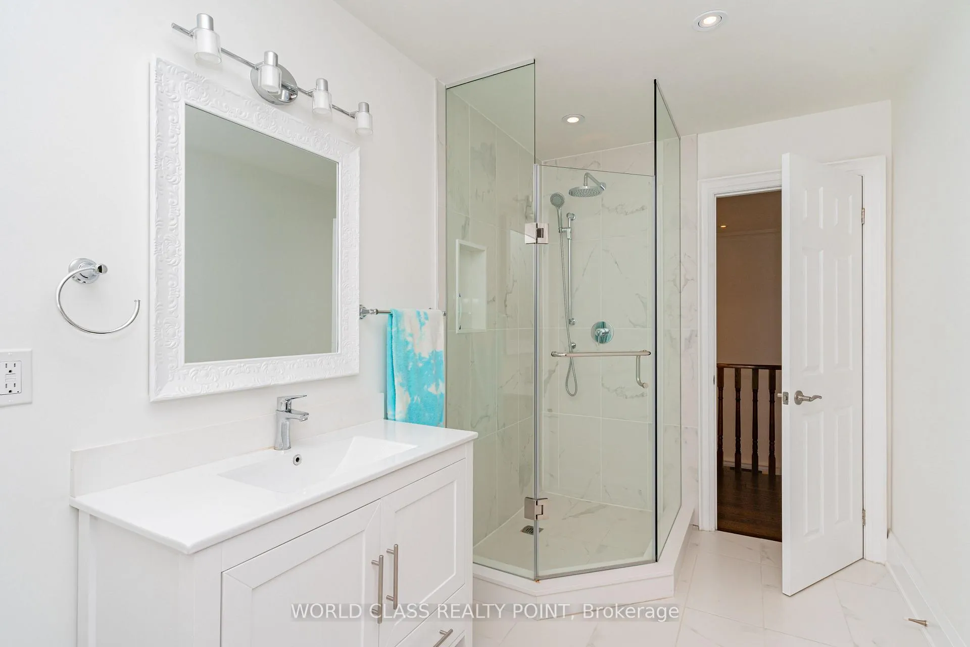 Photo 25 of 117 Highglen Avenue, Markham, Milliken Mills East — HOMEH