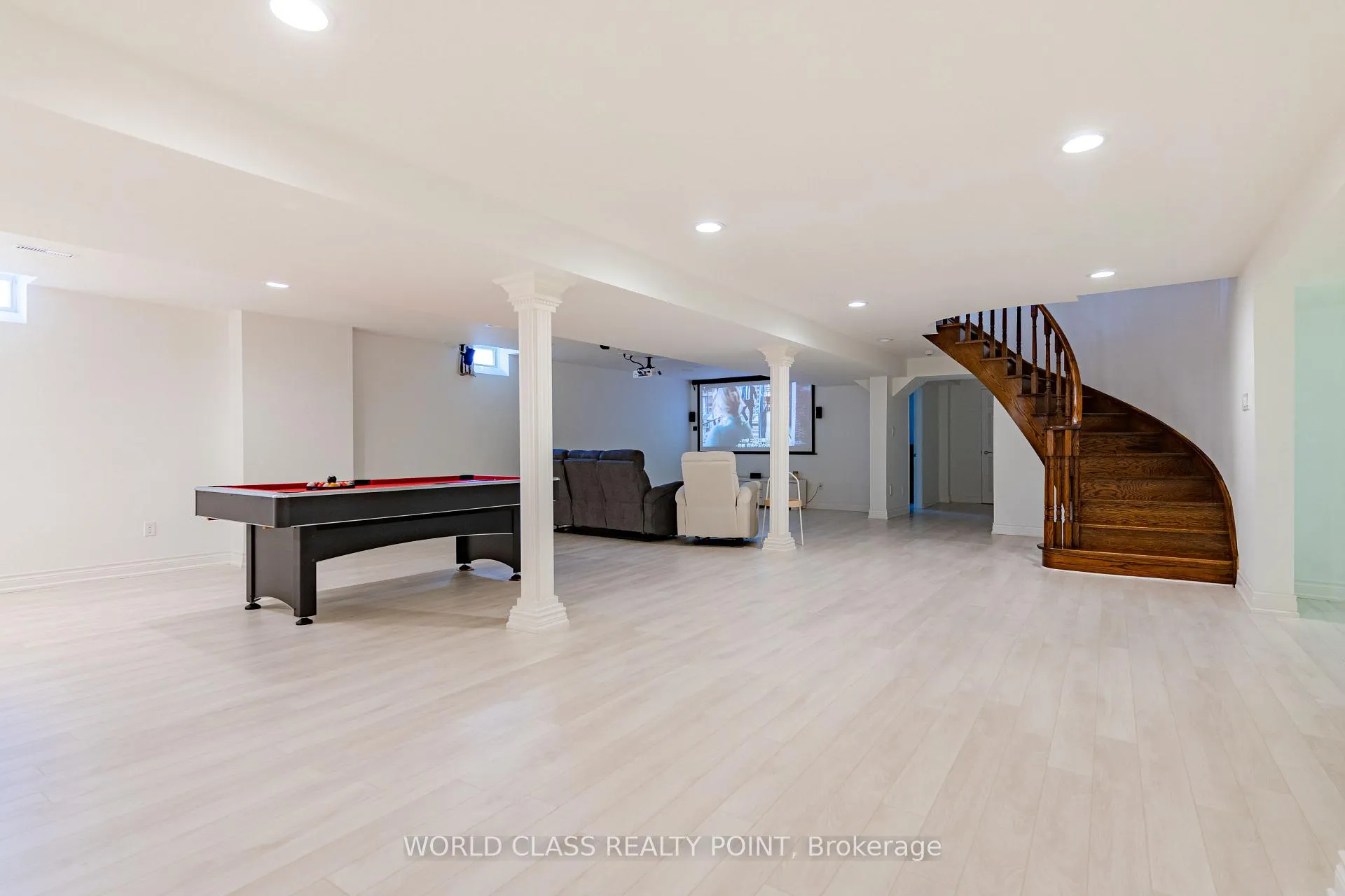 Photo 31 of 117 Highglen Avenue, Markham, Milliken Mills East — HOMEH