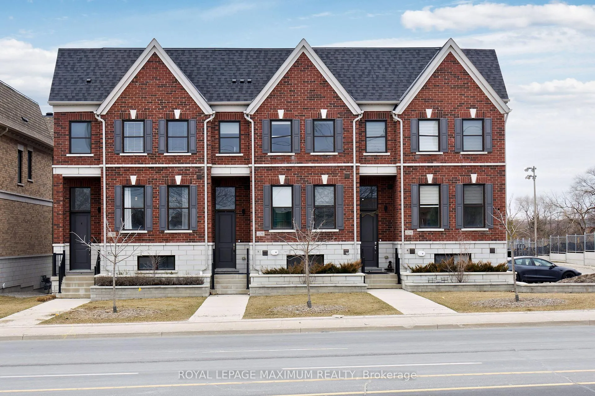 Photo 1 of 10290 Keele Street, Vaughan, Maple — HOMEH