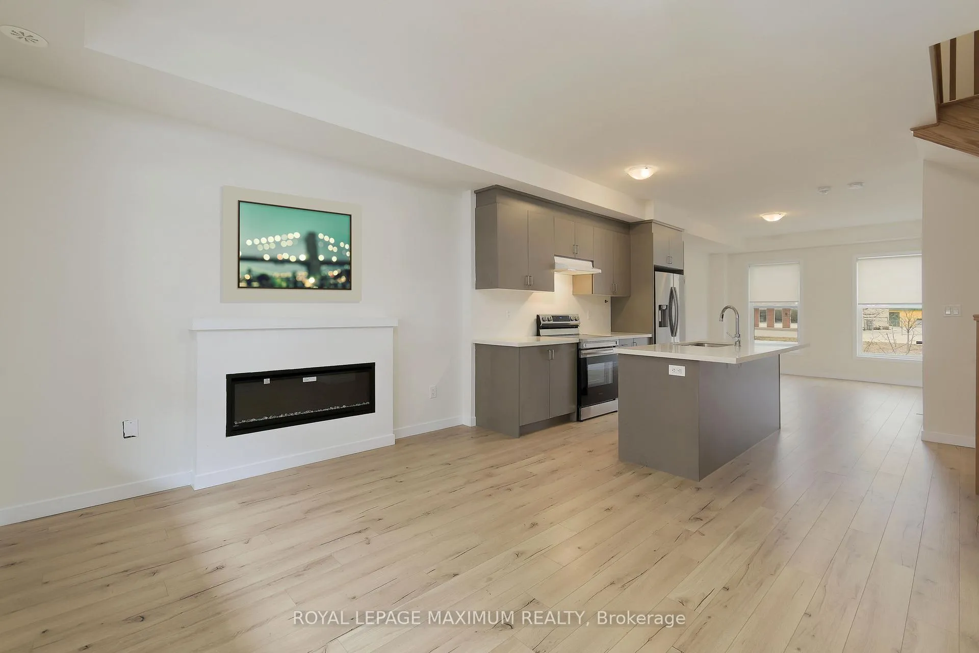 Photo 8 of 10290 Keele Street, Vaughan, Maple — HOMEH