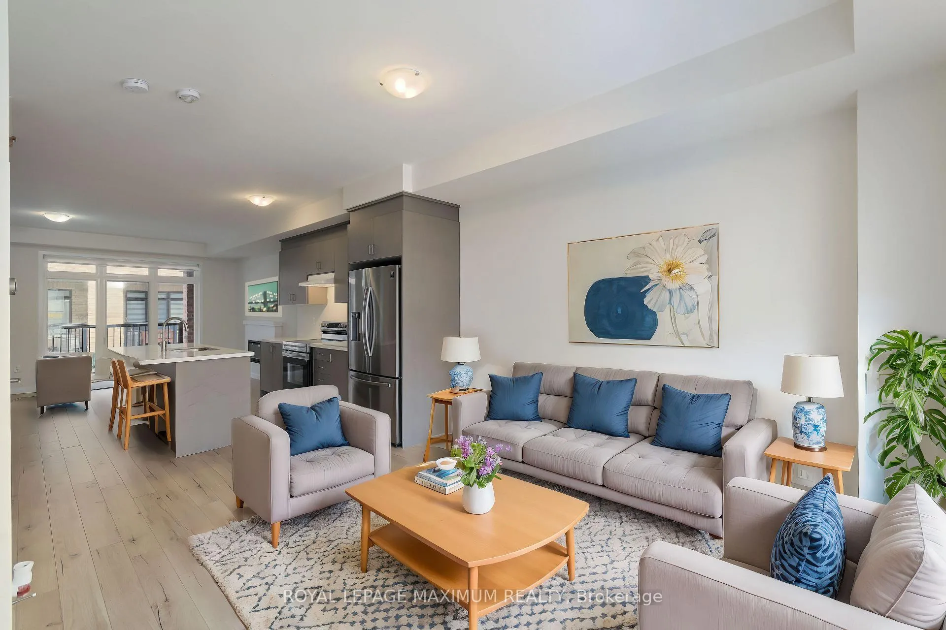 Photo 20 of 10290 Keele Street, Vaughan, Maple — HOMEH