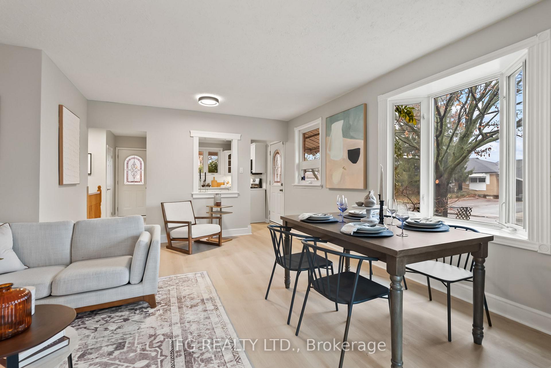 Photo 7 of 38 Tulloch Drive, Ajax, South East — HOMEH