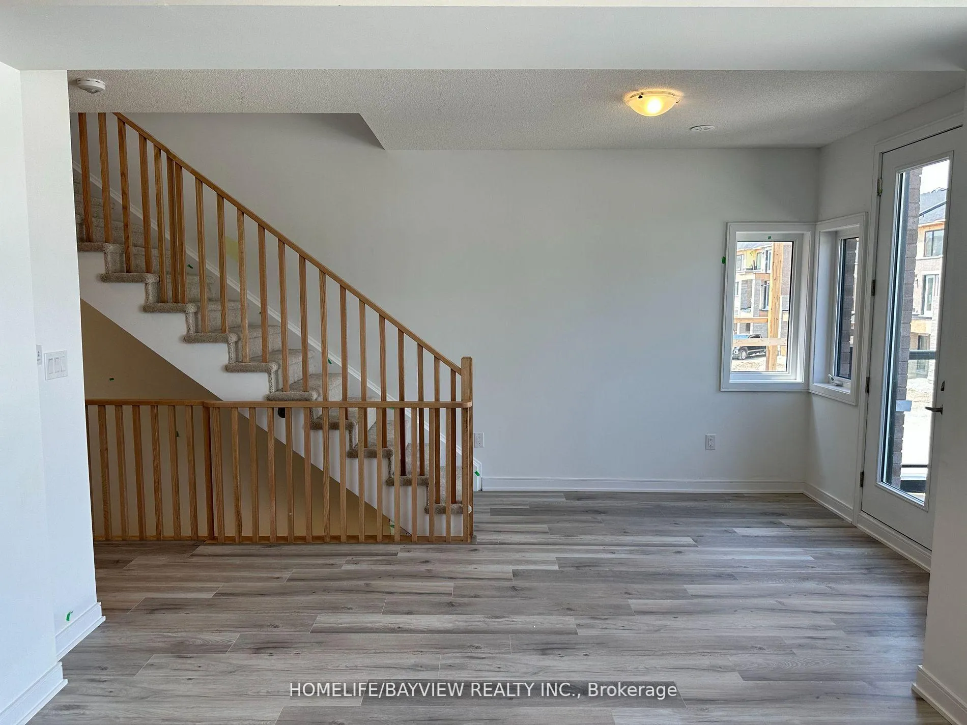 Photo 11 of 11 Red Maple Lane, Barrie, Innis-Shore — HOMEH