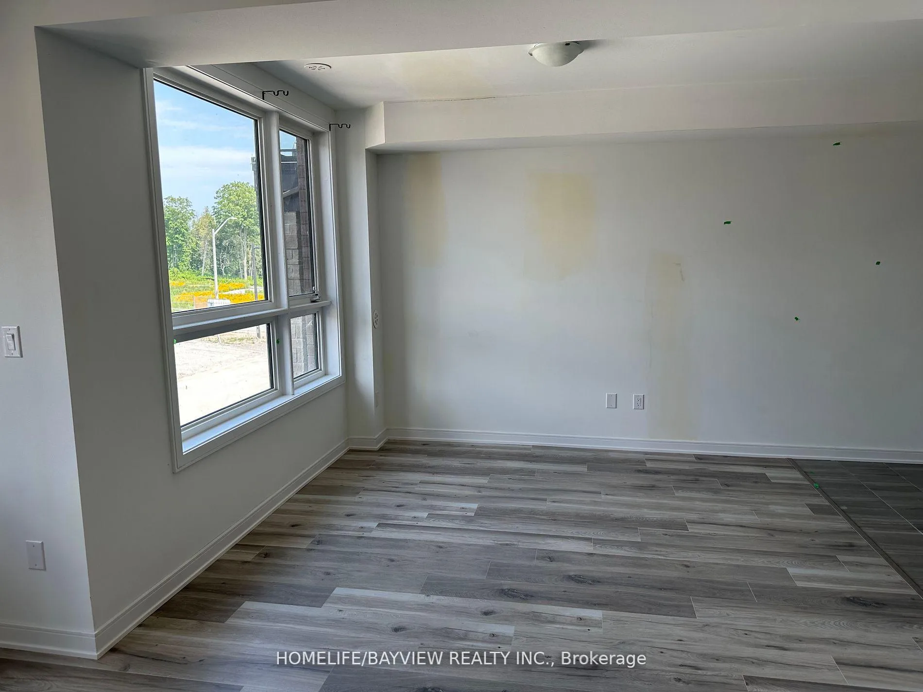 Photo 16 of 11 Red Maple Lane, Barrie, Innis-Shore — HOMEH