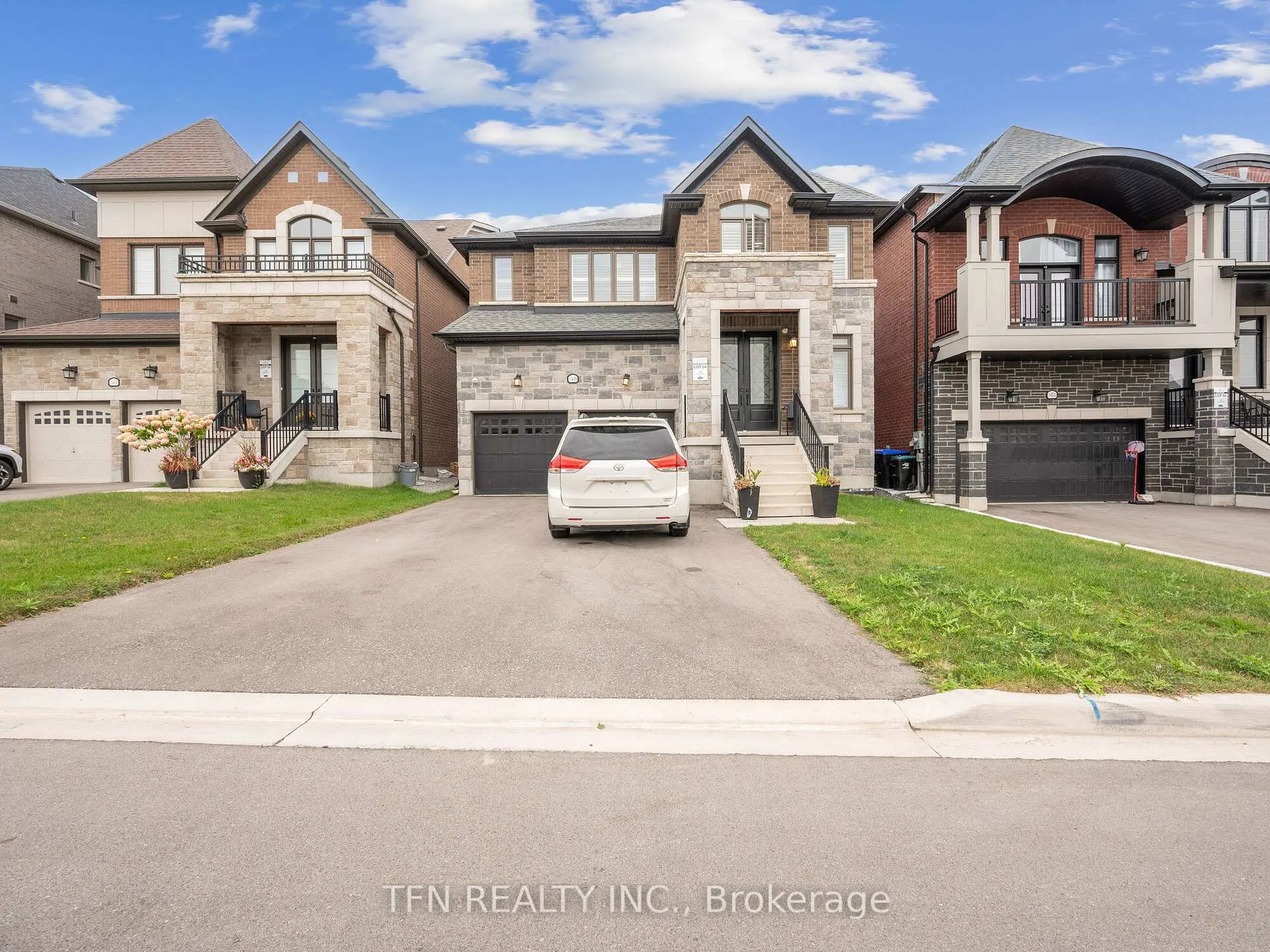 Photo 1 of 1406 Lawson Street, Innisfil, Alcona — HOMEH