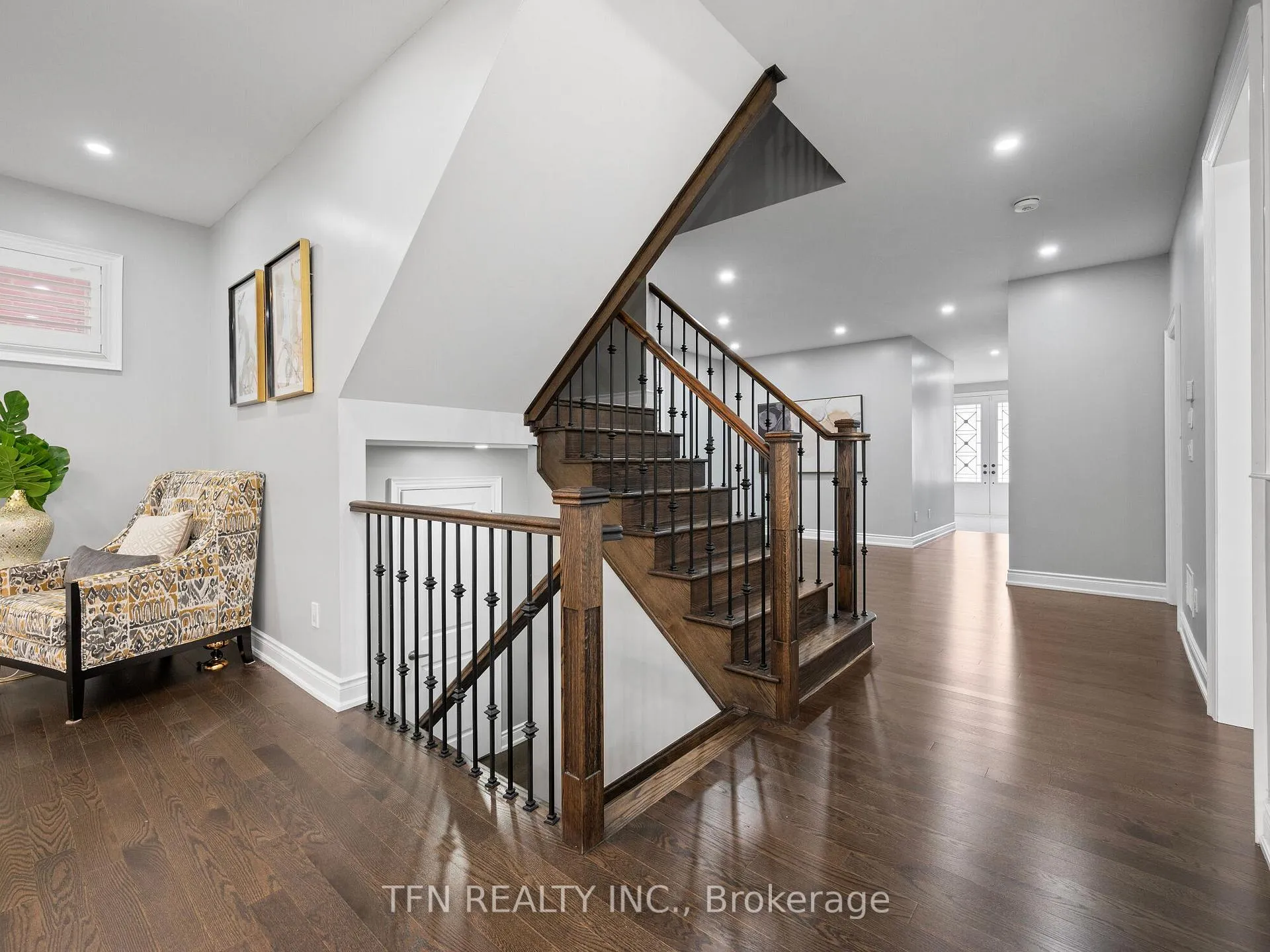 Photo 15 of 1406 Lawson Street, Innisfil, Alcona — HOMEH