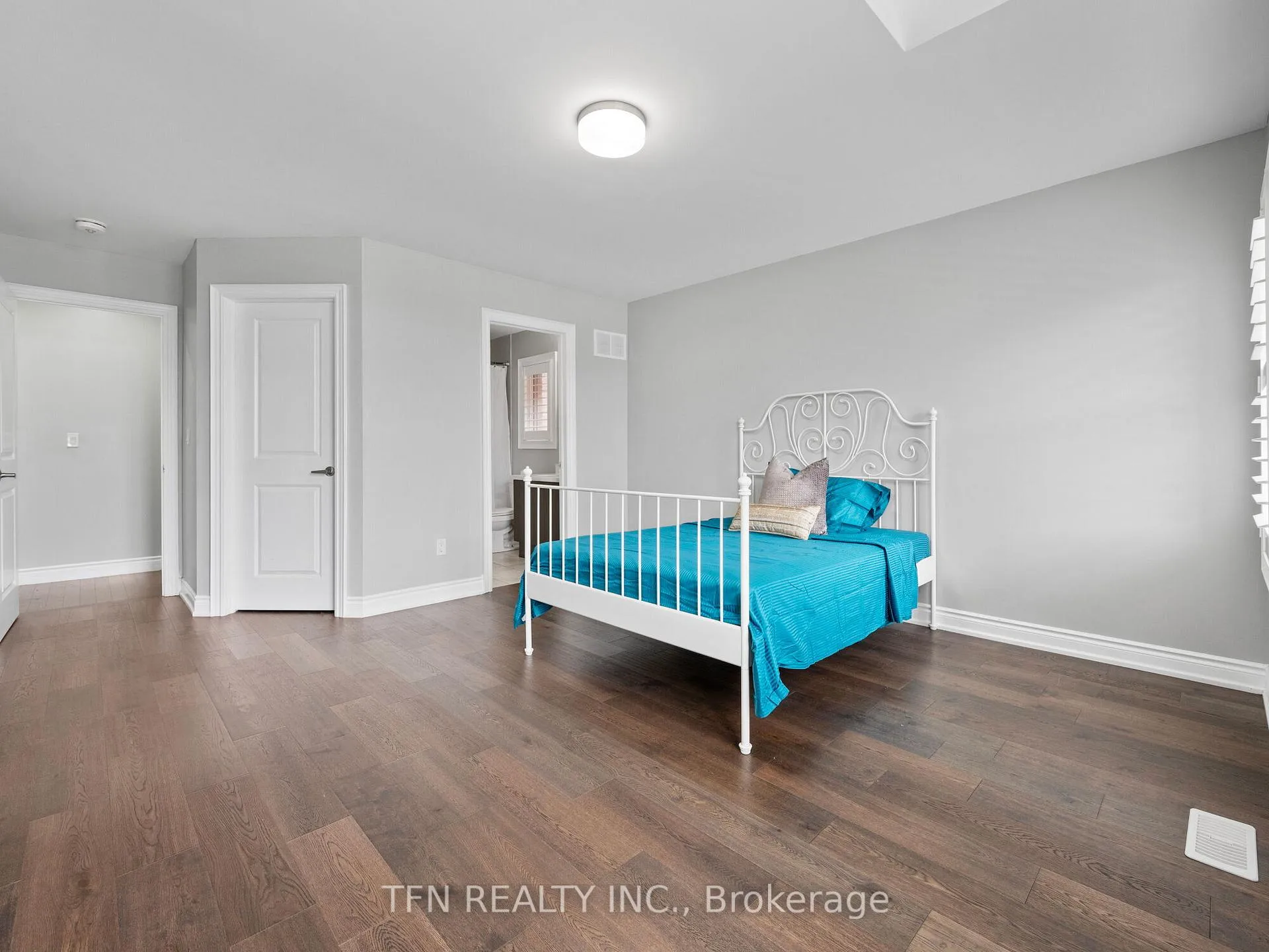 Photo 30 of 1406 Lawson Street, Innisfil, Alcona — HOMEH