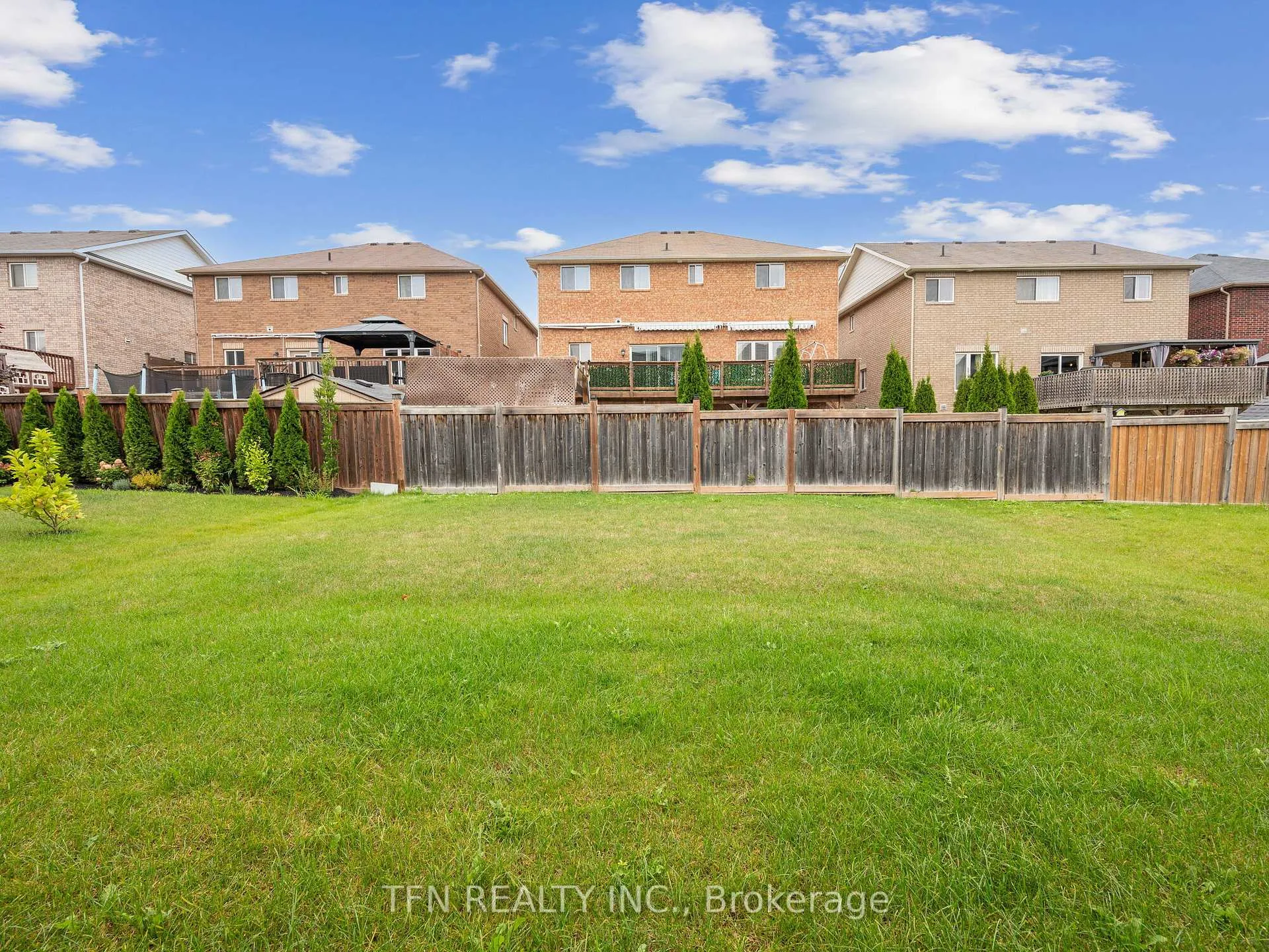 Photo 35 of 1406 Lawson Street, Innisfil, Alcona — HOMEH