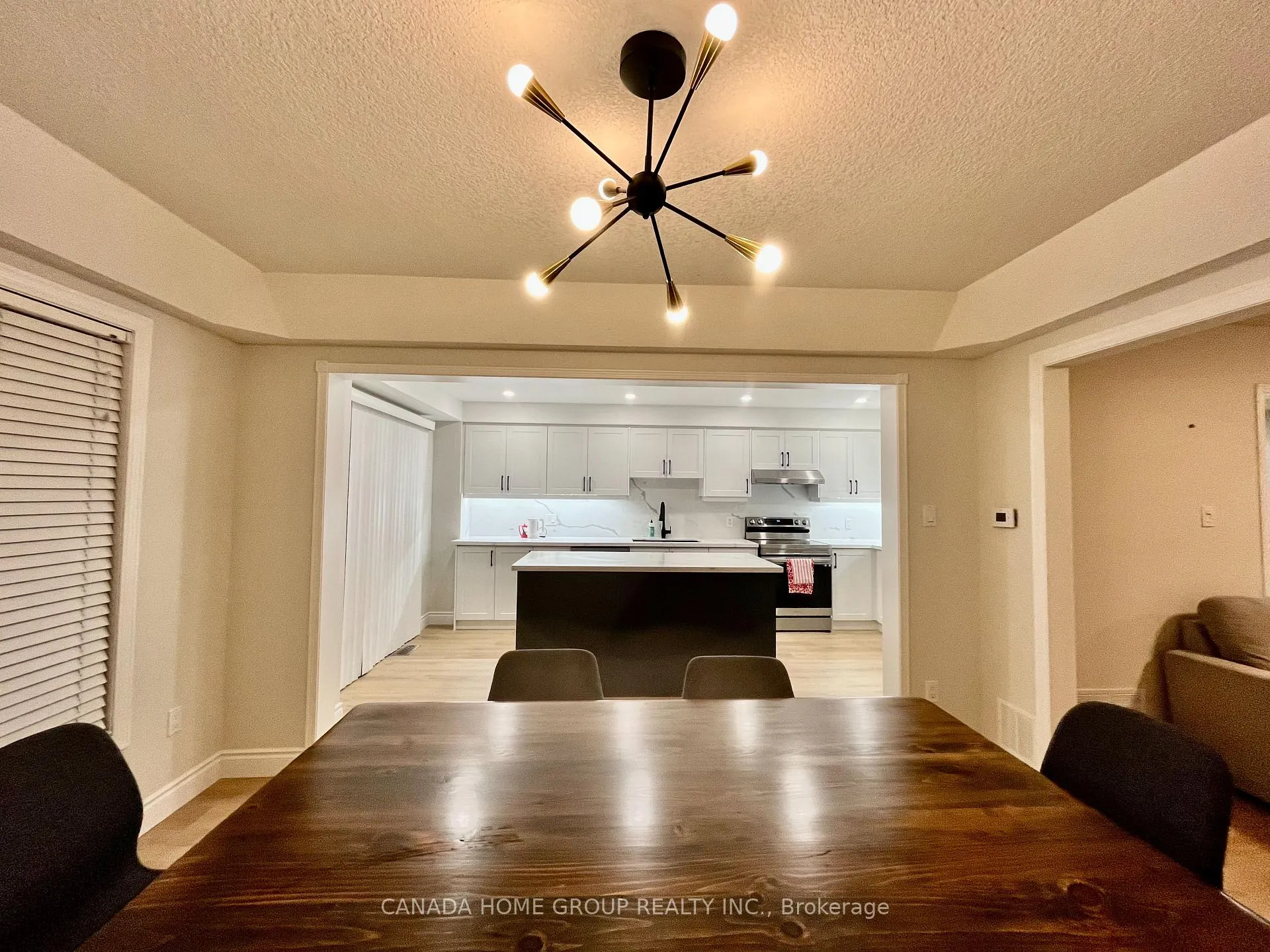 Photo 1 of 11 Bonnycastle Drive, Clarington, Bowmanville — HOMEH