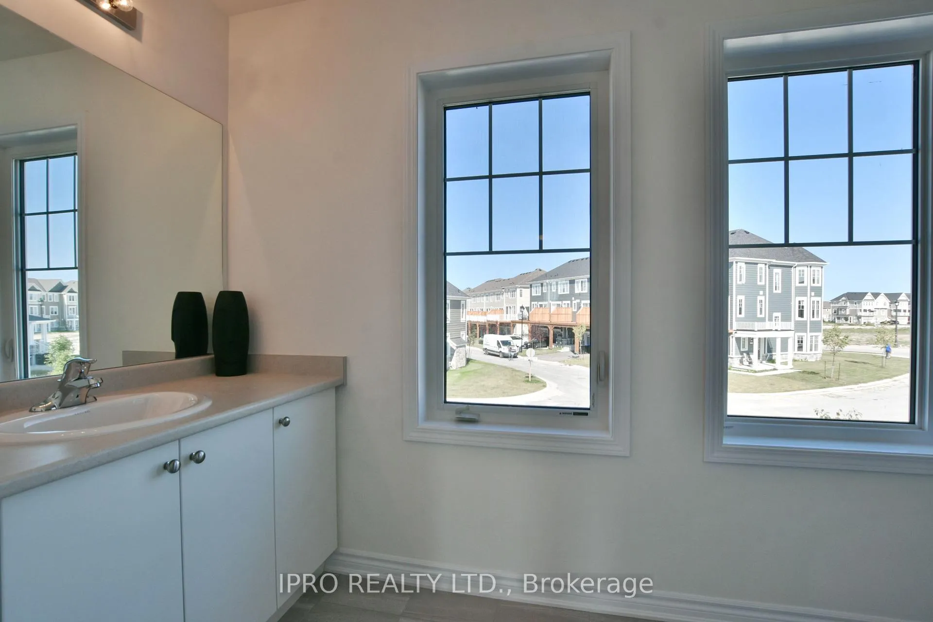Photo 34 of 12 Shapira Avenue, Wasaga Beach — HOMEH