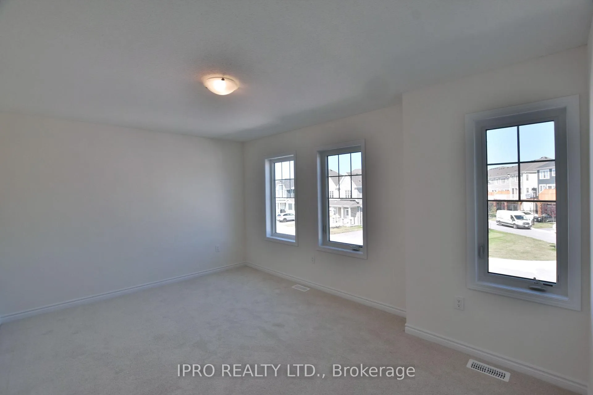 Photo 36 of 12 Shapira Avenue, Wasaga Beach — HOMEH
