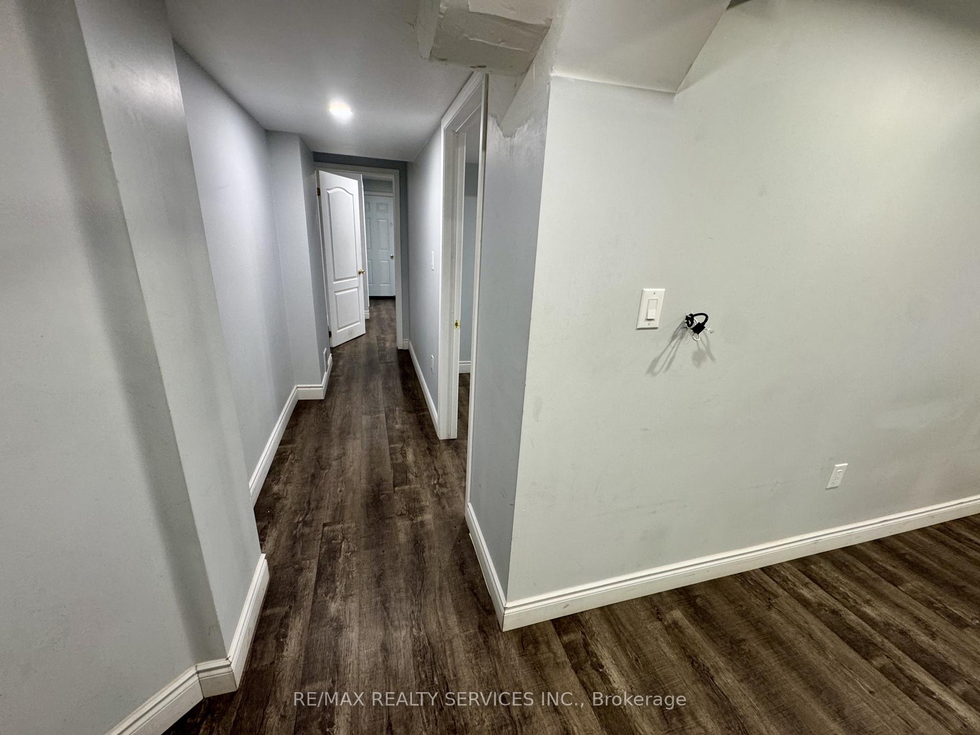 Photo 9 of 34 Elverton Crescent, Brampton, Northwest Brampton — HOMEH