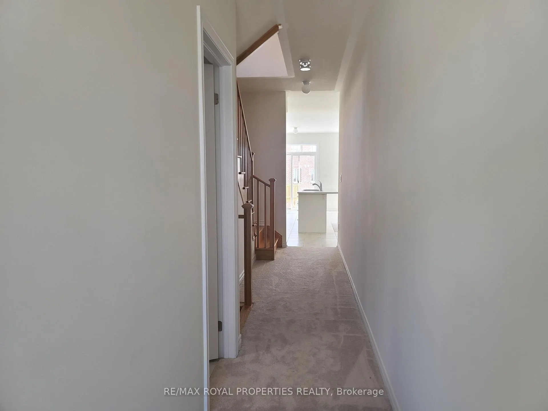 Photo 3 of 967 Elizabeth Mackenzie Drive, Pickering, Rural Pickering — HOMEH