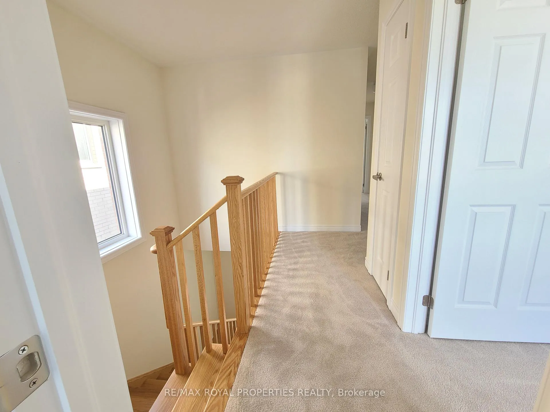 Photo 14 of 967 Elizabeth Mackenzie Drive, Pickering, Rural Pickering — HOMEH