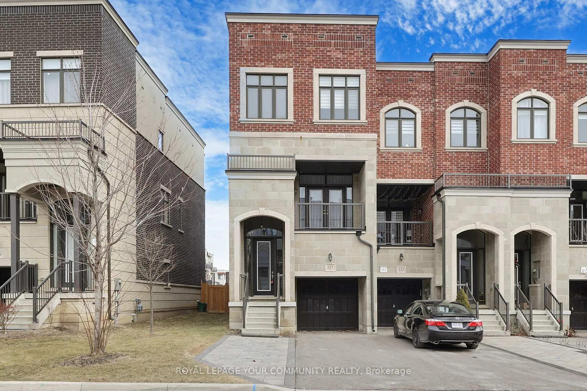 Photo 1 of 127 Arianna Crescent, Vaughan, Patterson — HOMEH