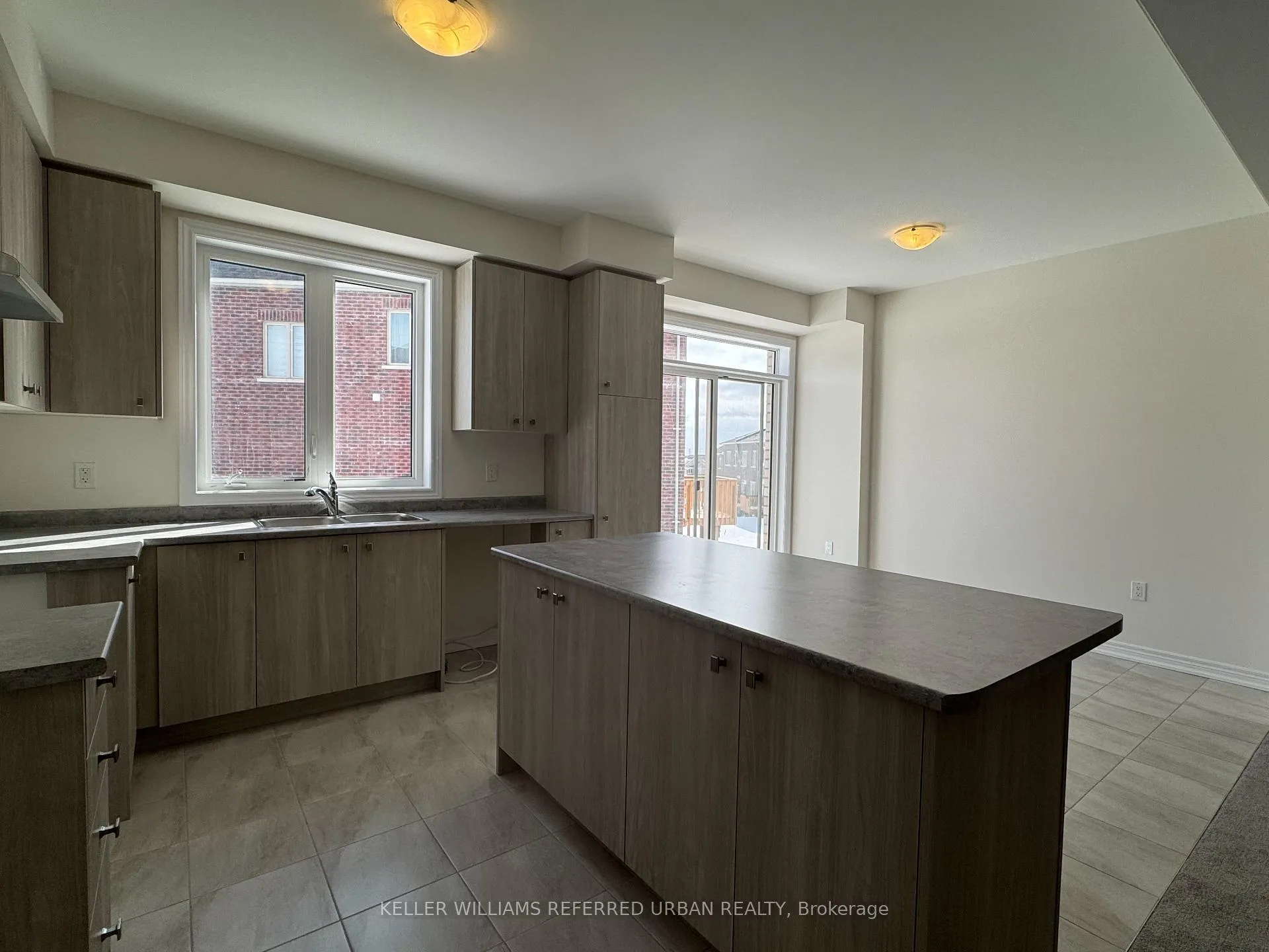 Photo 6 of 973 Elizabeth Mackenzie Drive, Pickering, Rural Pickering — HOMEH